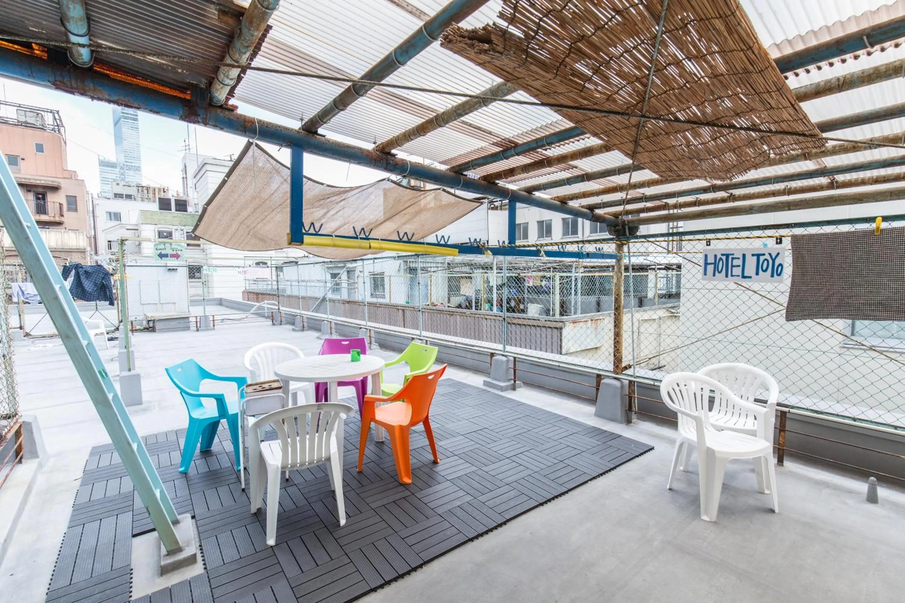 Balcony/Terrace in Backpackers Hotel Toyo