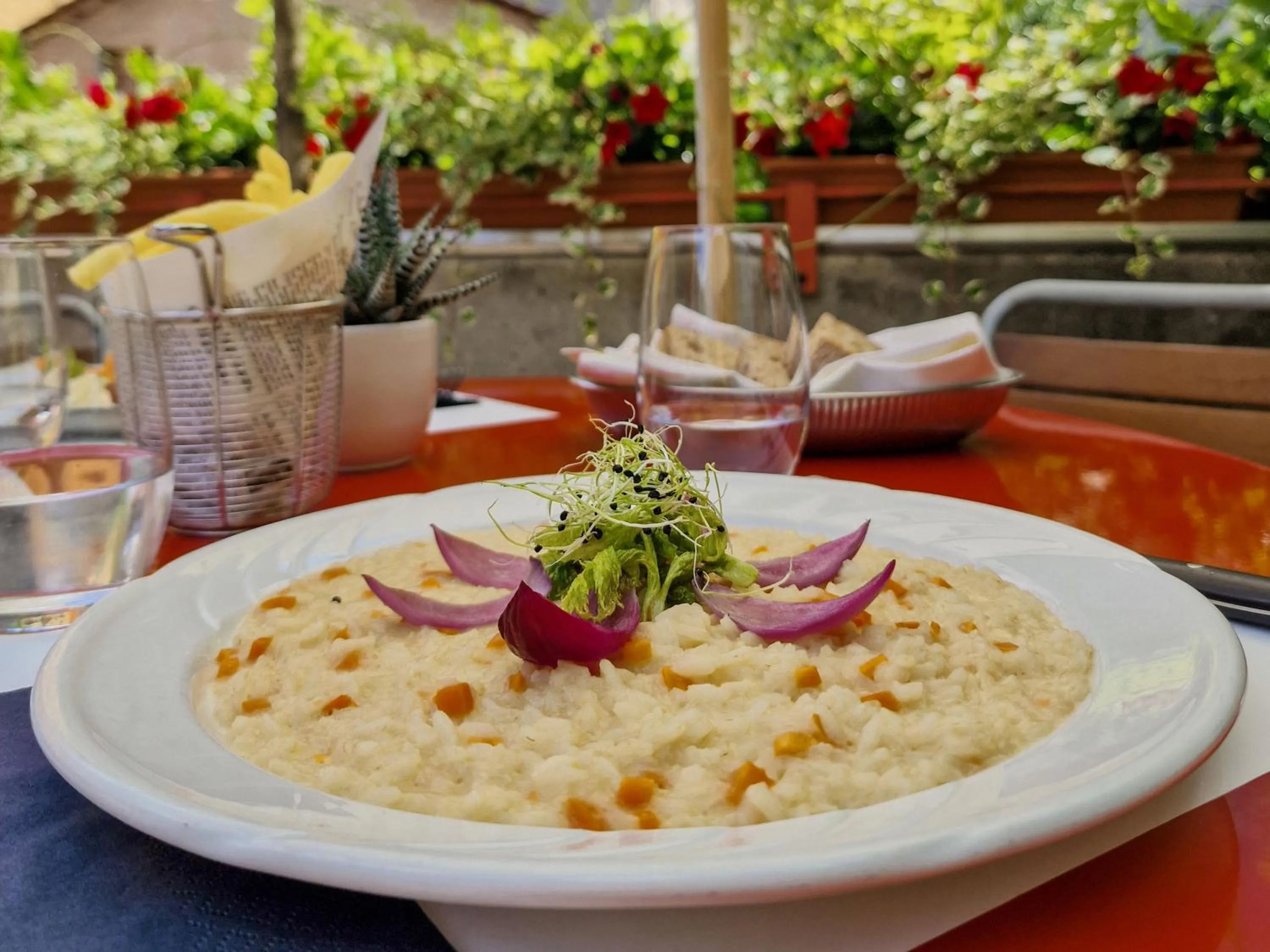 Restaurant/places to eat in Tailormade Hotel AL GIARDINETTO Biasca