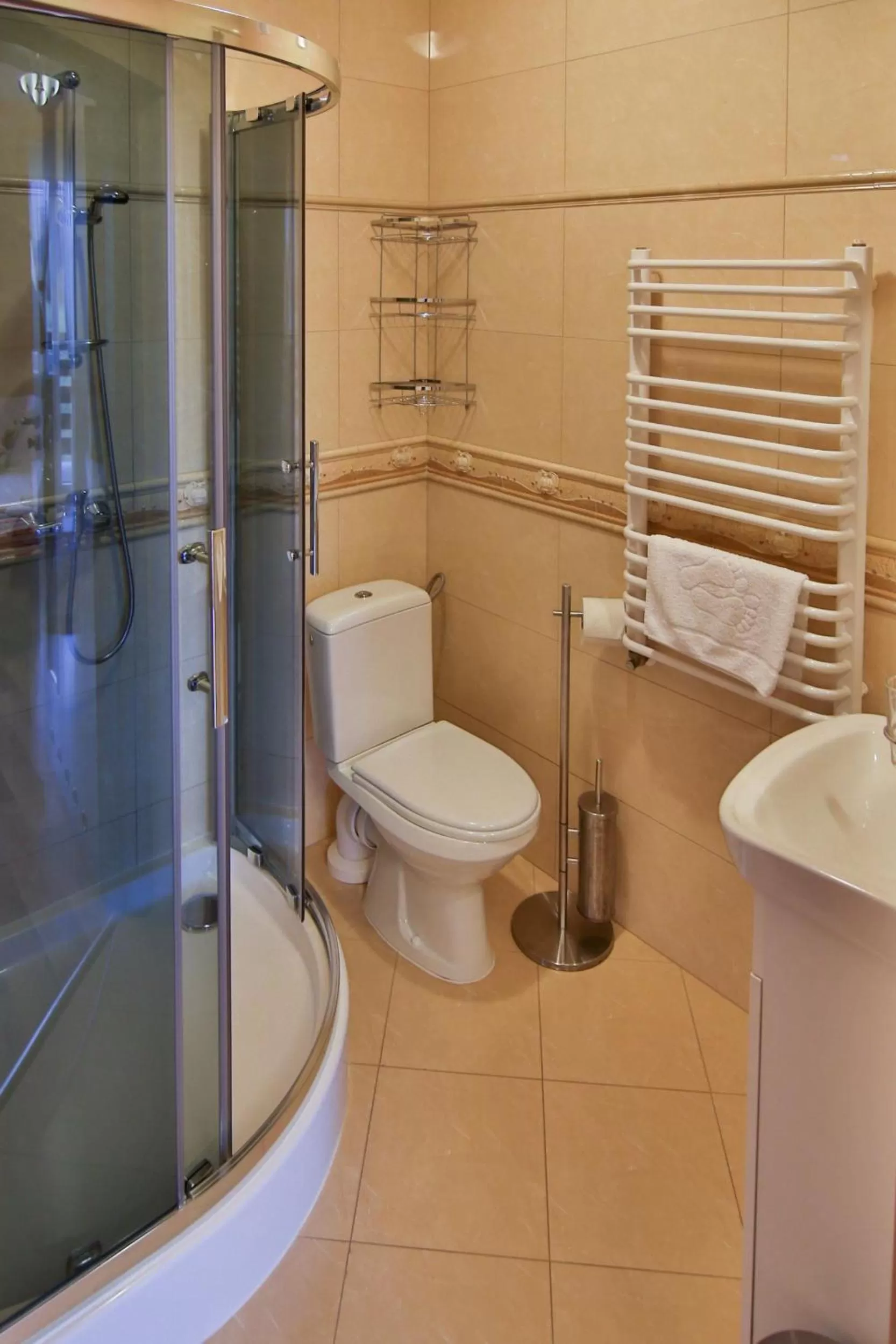 Photo of the whole room, Bathroom in Villa Kasper