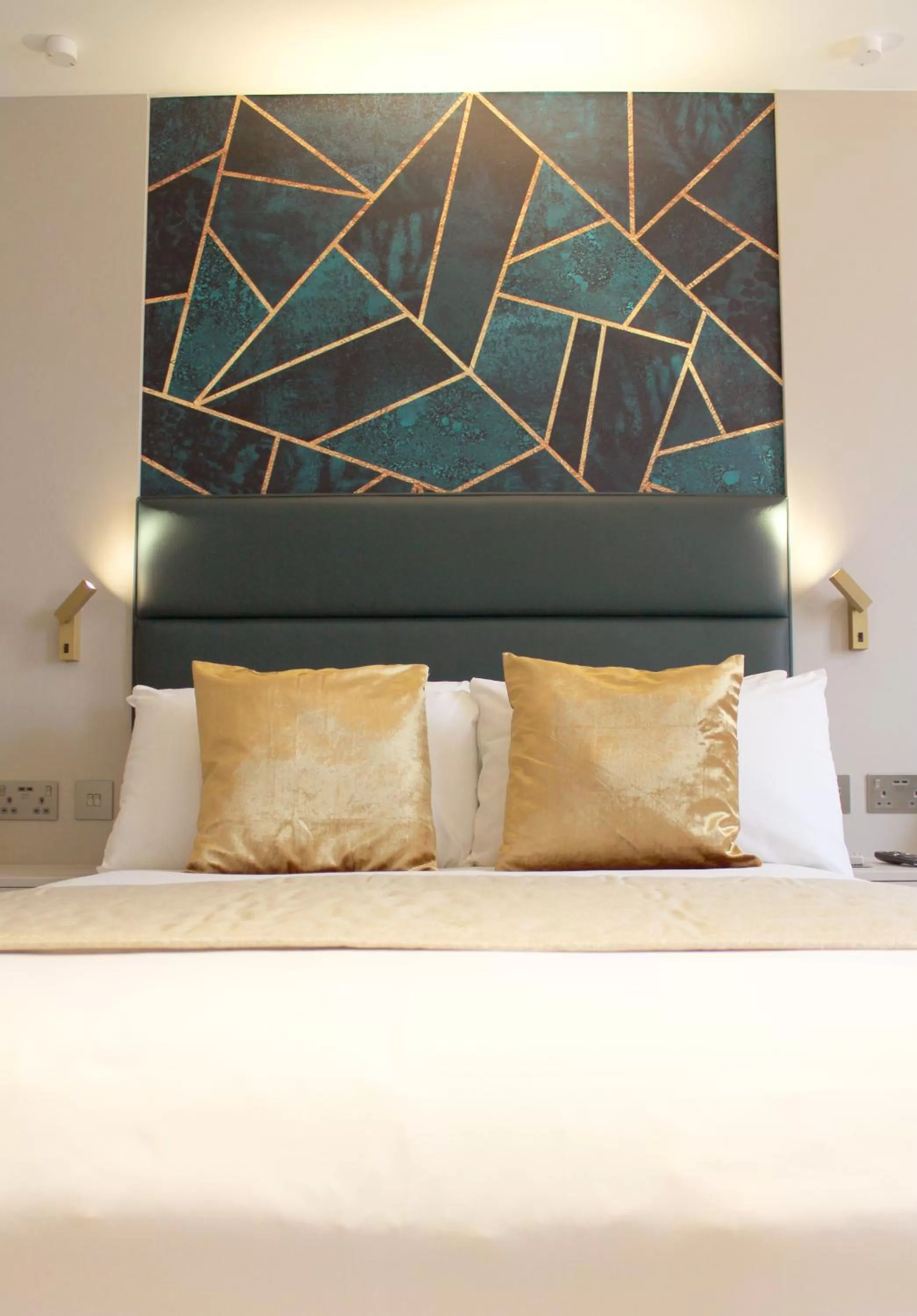 Bedroom, Bed in 198 Studios