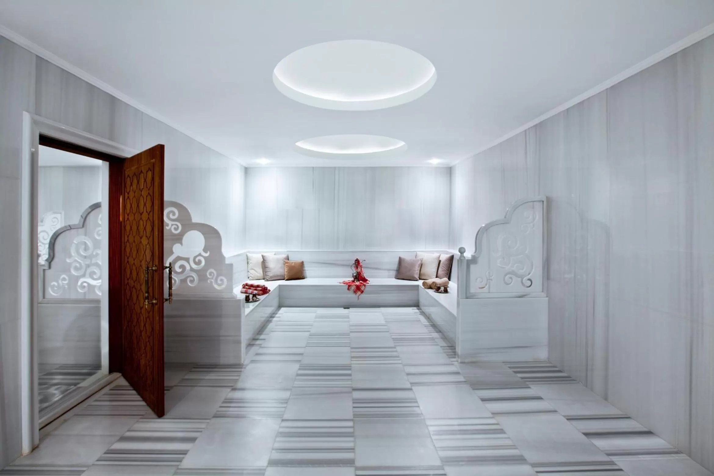 Steam room, Bed in Wyndham Ankara