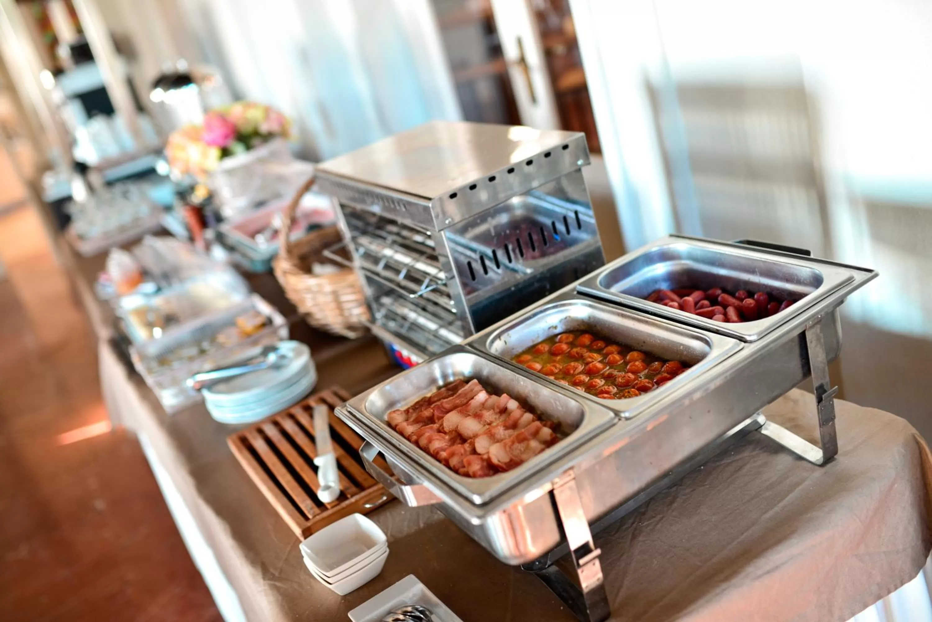 Restaurant/places to eat in Hotel Oromana