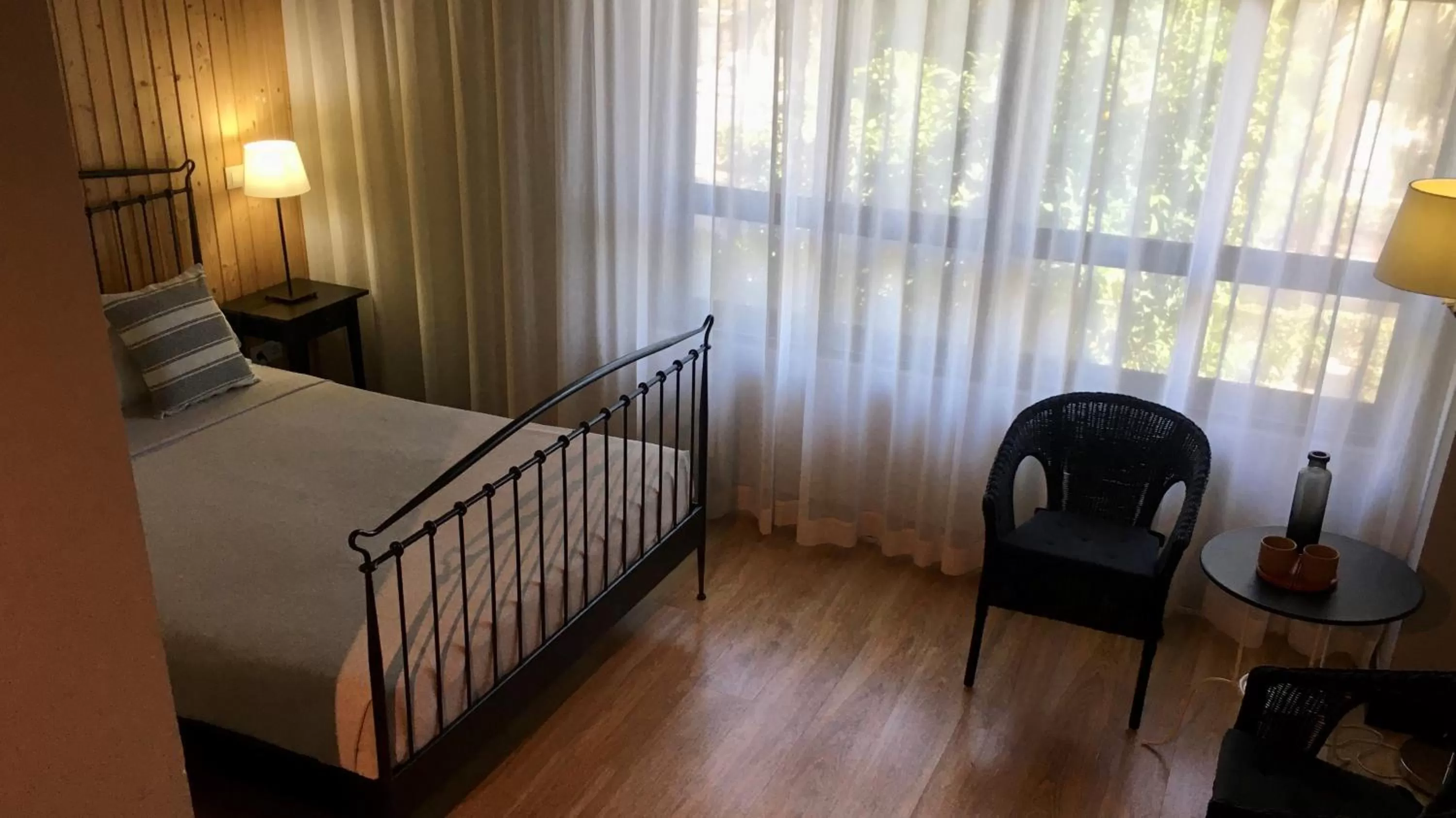 Property building, Bed in MD Modern Hotel - Jardines