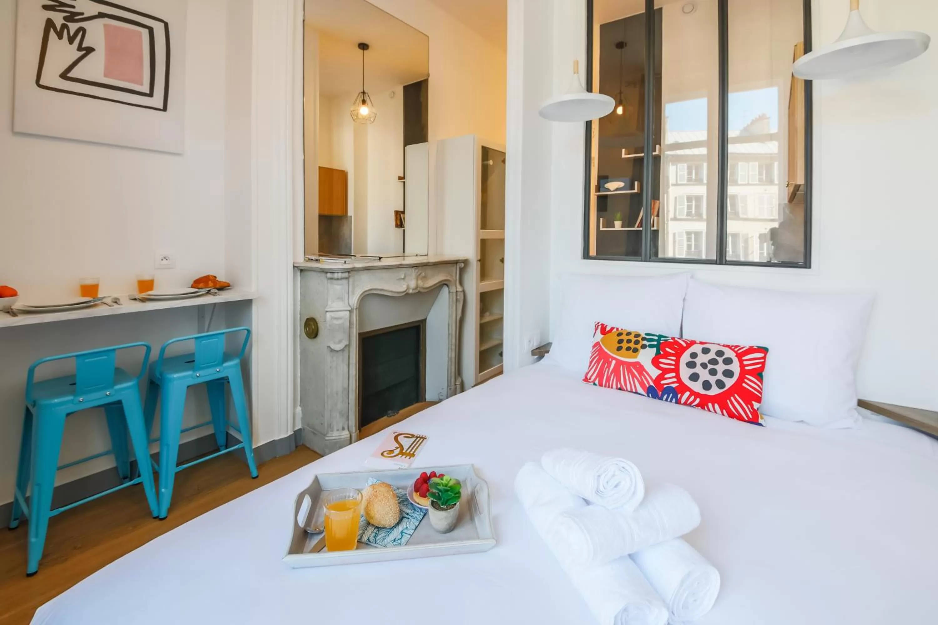 Bed in WS Haussmann - La Fayette