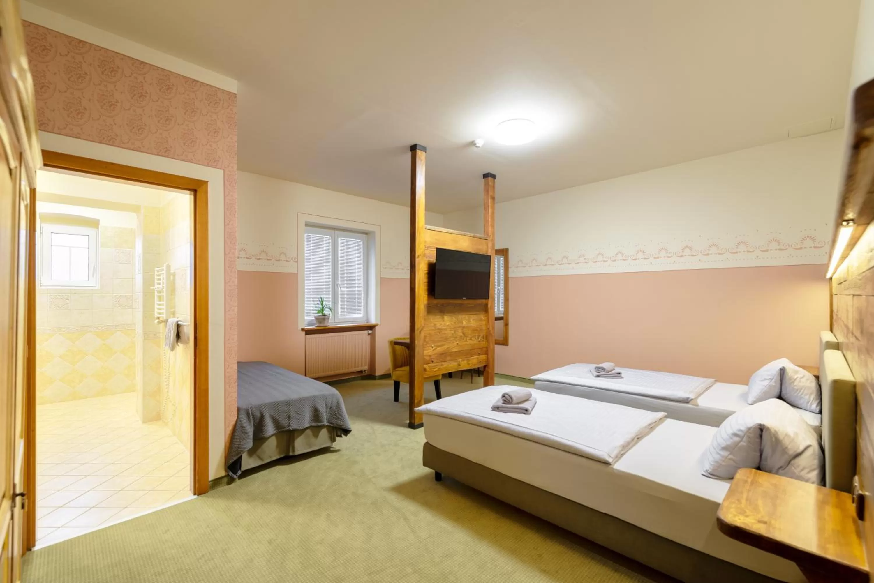 Bed in Hotel U Simla