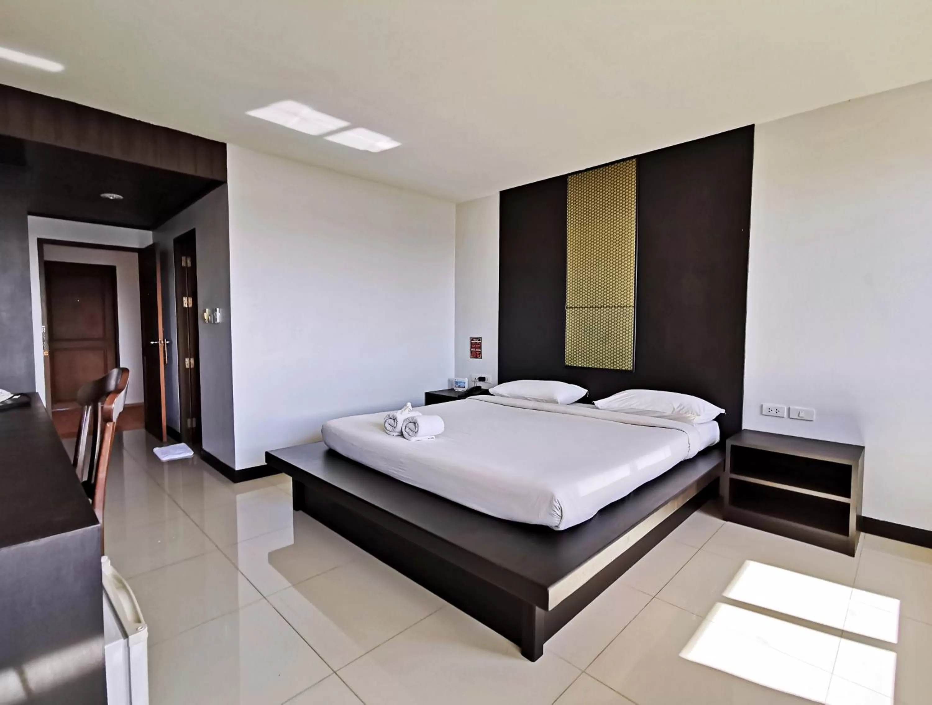 Photo of the whole room, Bed in Nana Buri Hotel