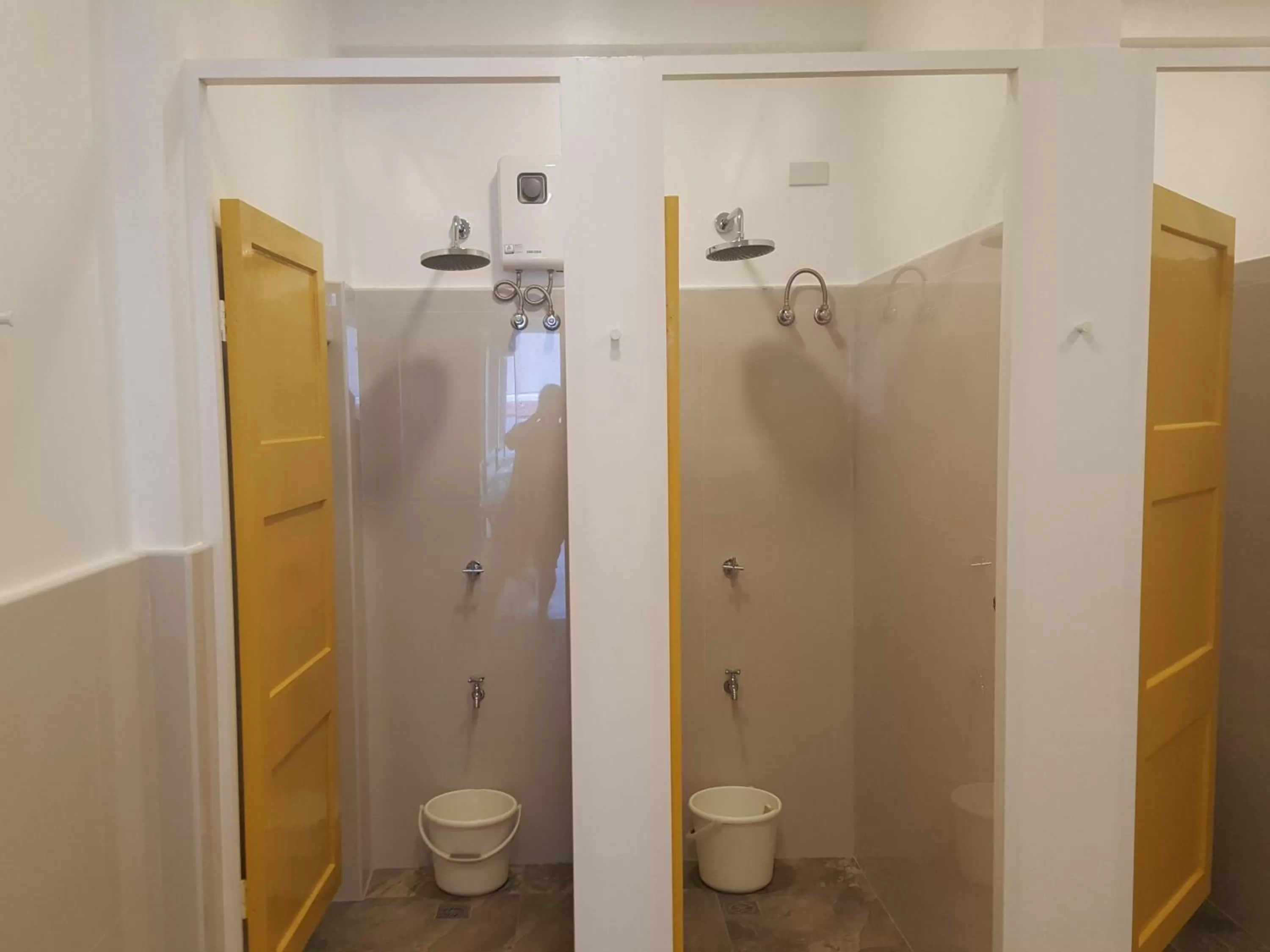 Shower in Citadel Alona Inn