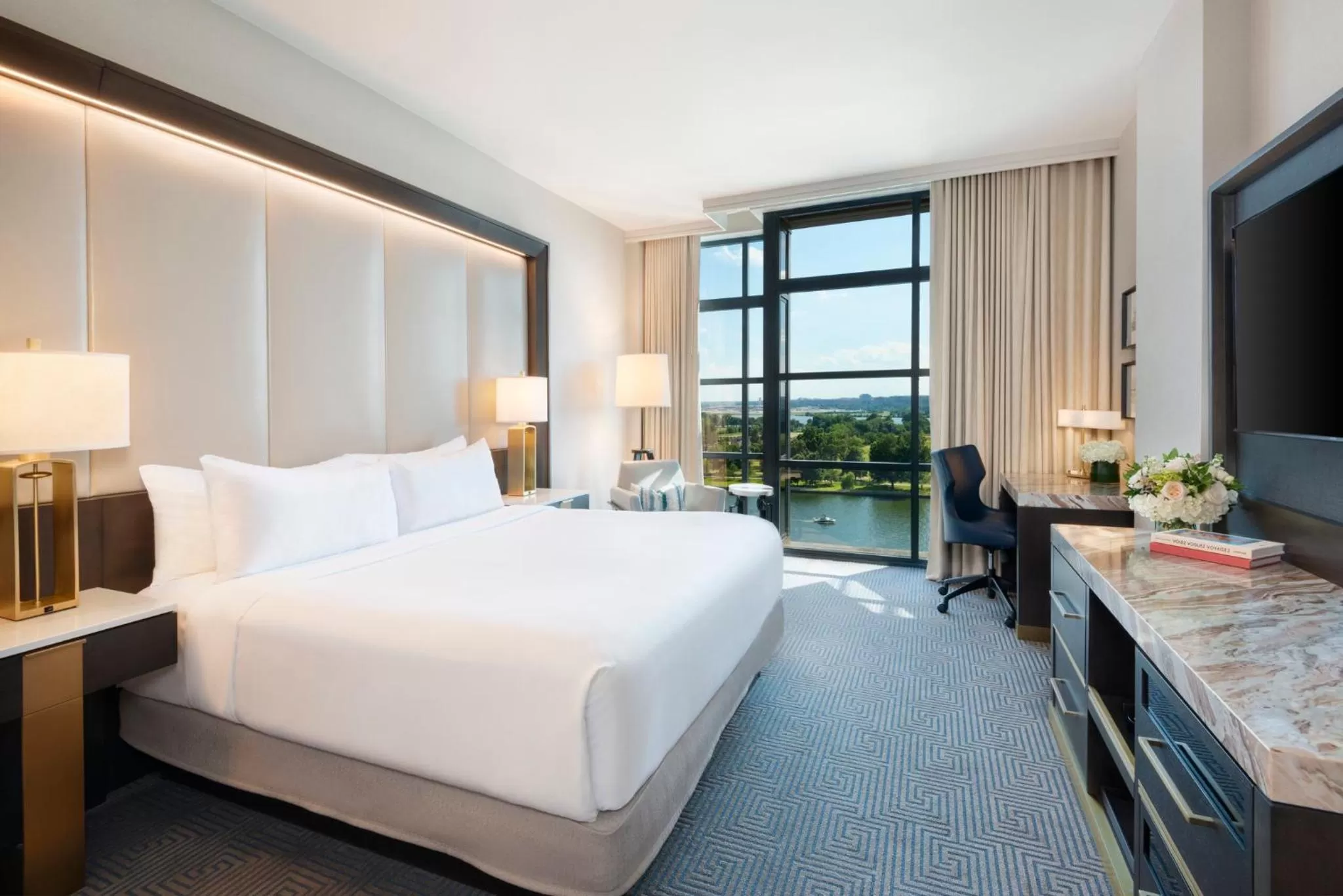 Photo of the whole room, Bed in InterContinental - Washington D.C. - The Wharf by IHG