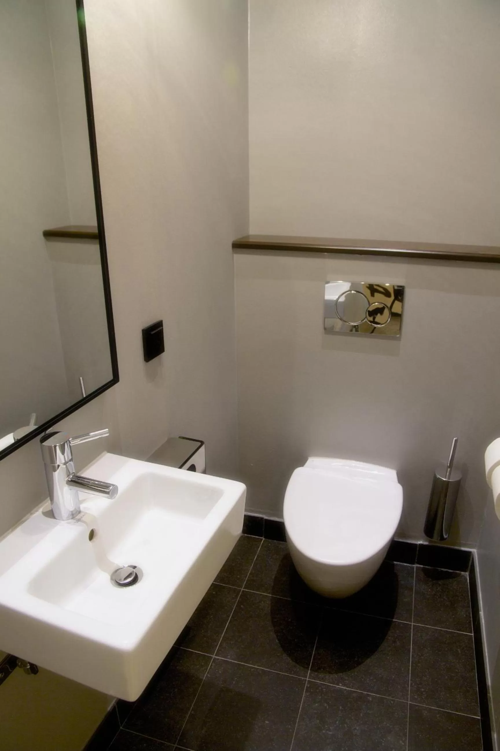 Bathroom in Bo Hotel