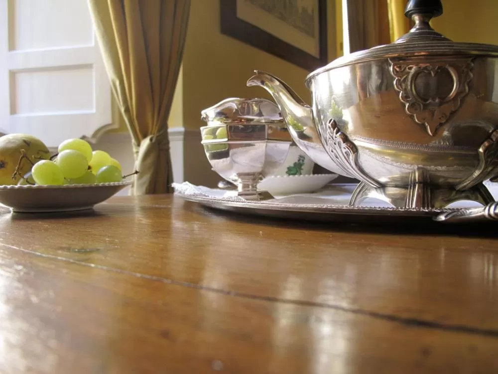 Decorative detail in Relais Teatro Argentina