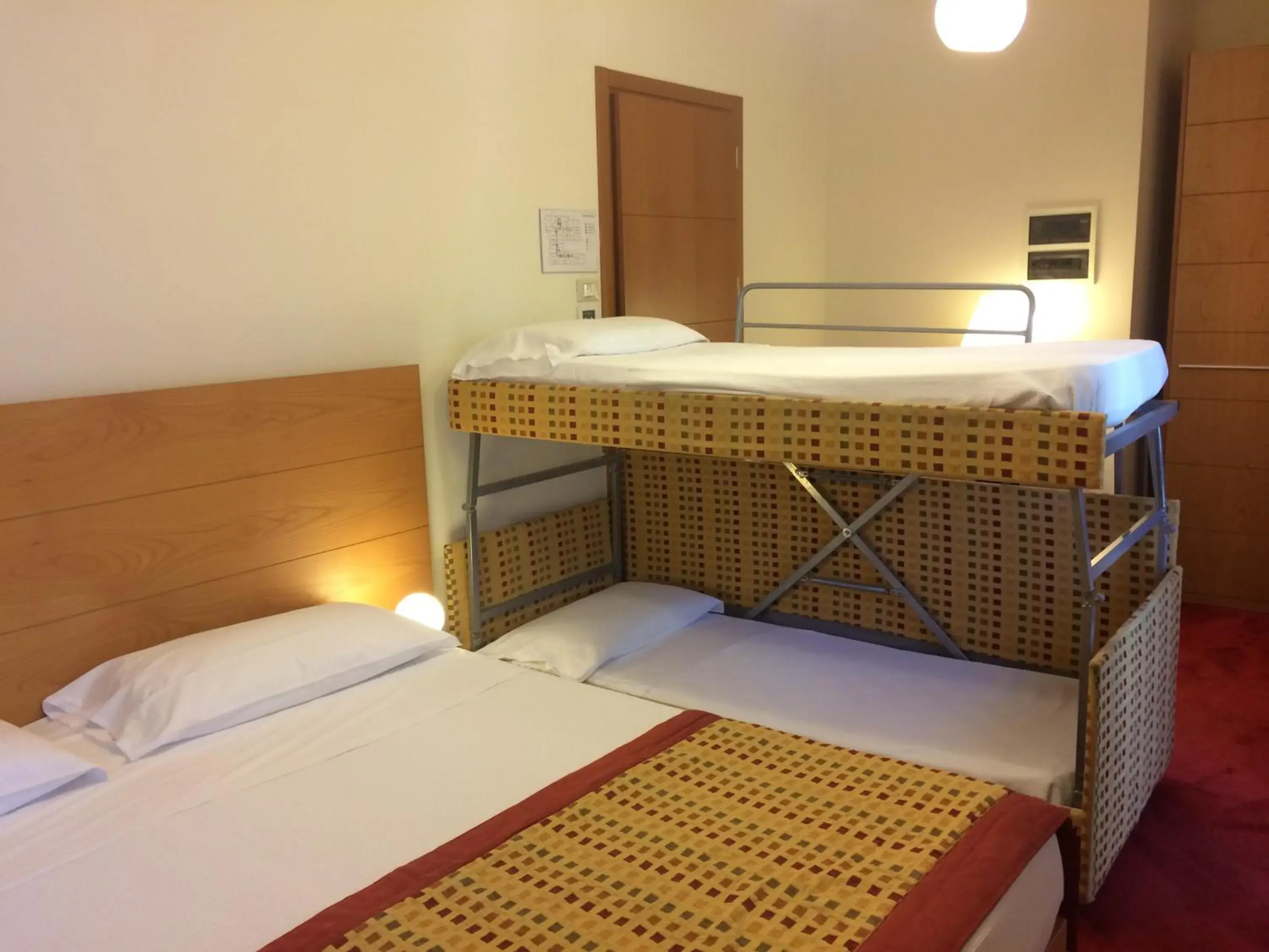 Classic Family Room in Accademia Hotel Classic Family Room in Accademia Hotel