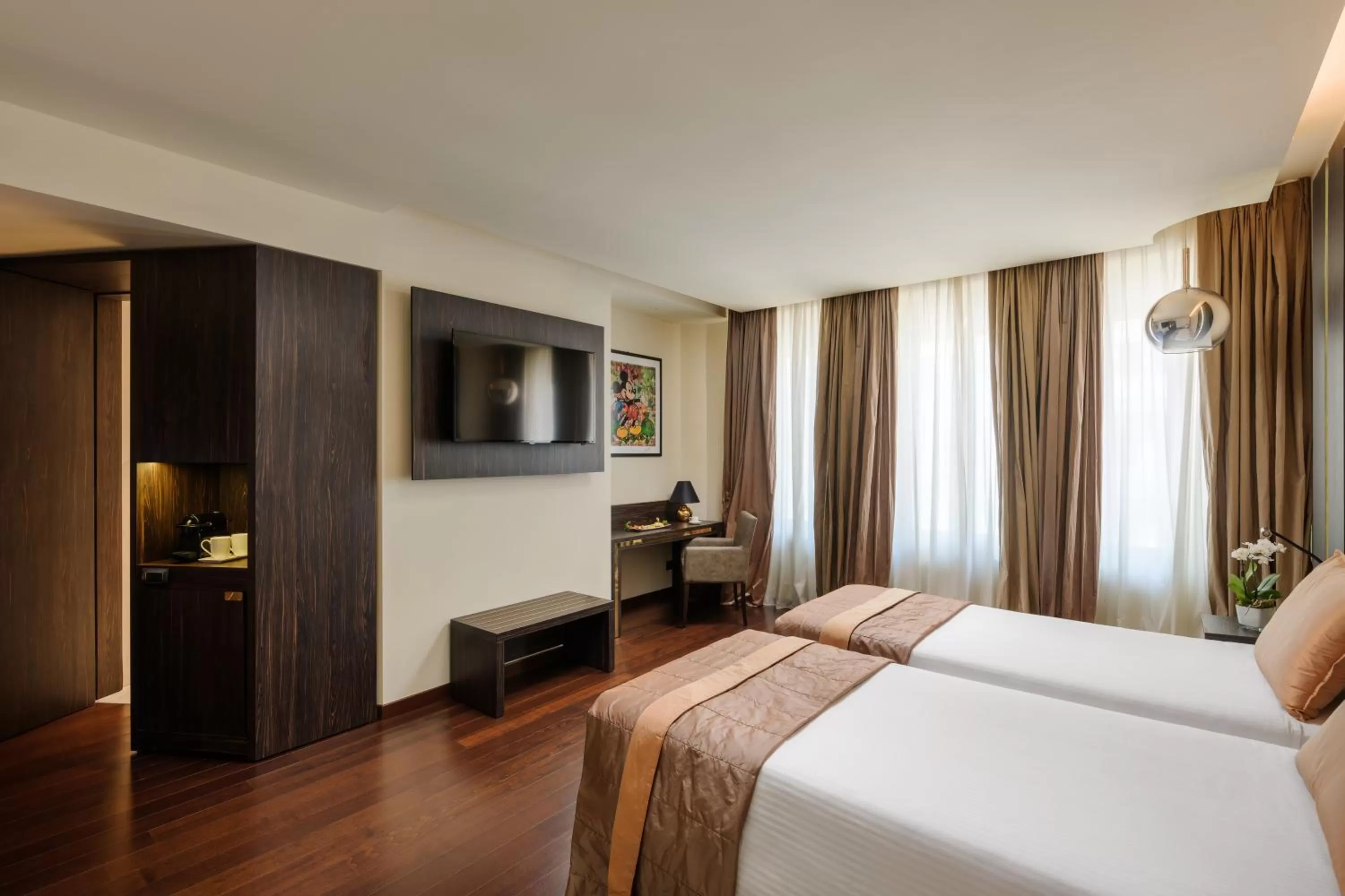Bed in Hotel The Square Milano Duomo - Preferred Hotels & Resorts