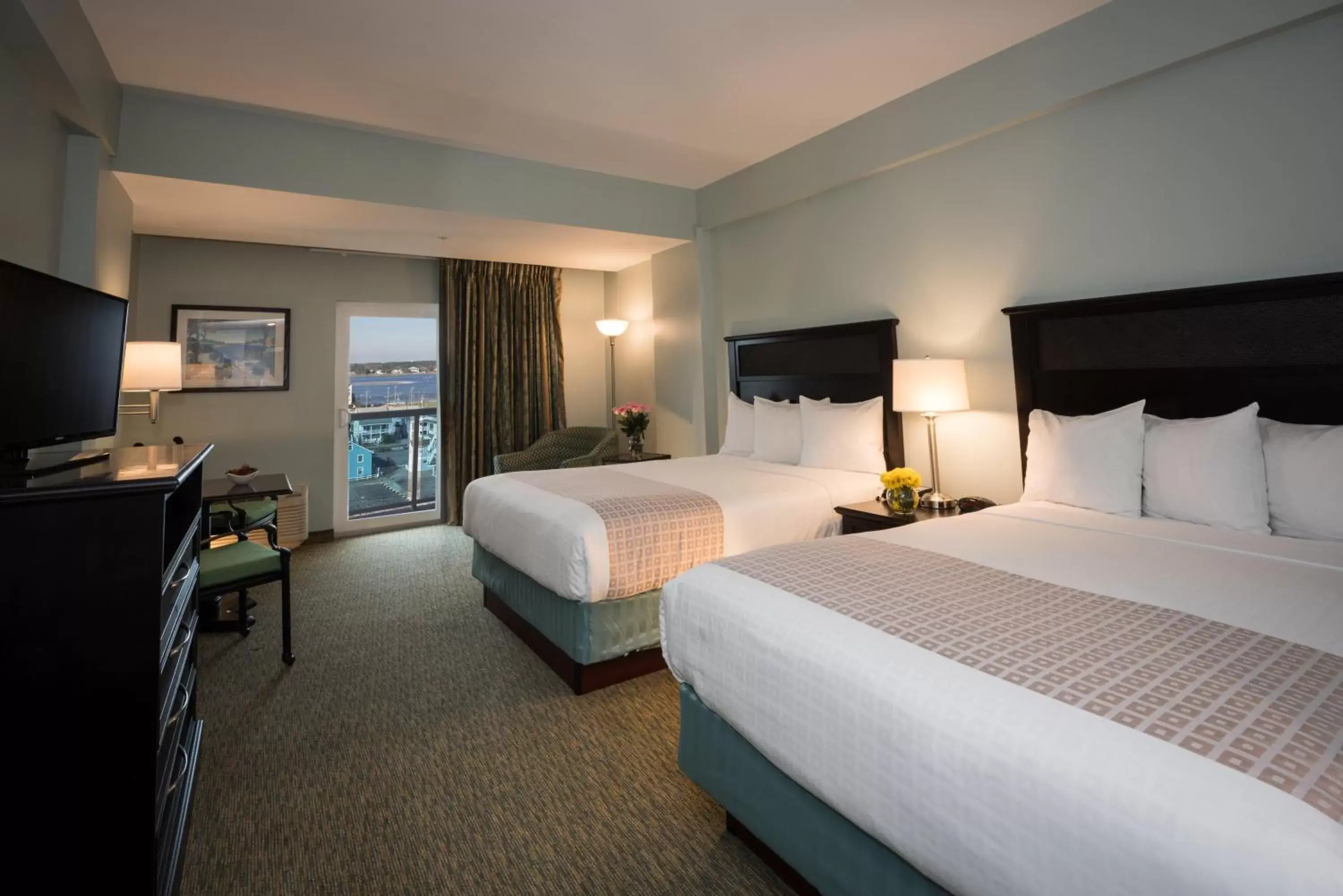 Bay View, 2 Queen Beds w/ Chair in Park Place Hotel Bay View, 2 Queen Beds w/ Chair in Park Place Hotel