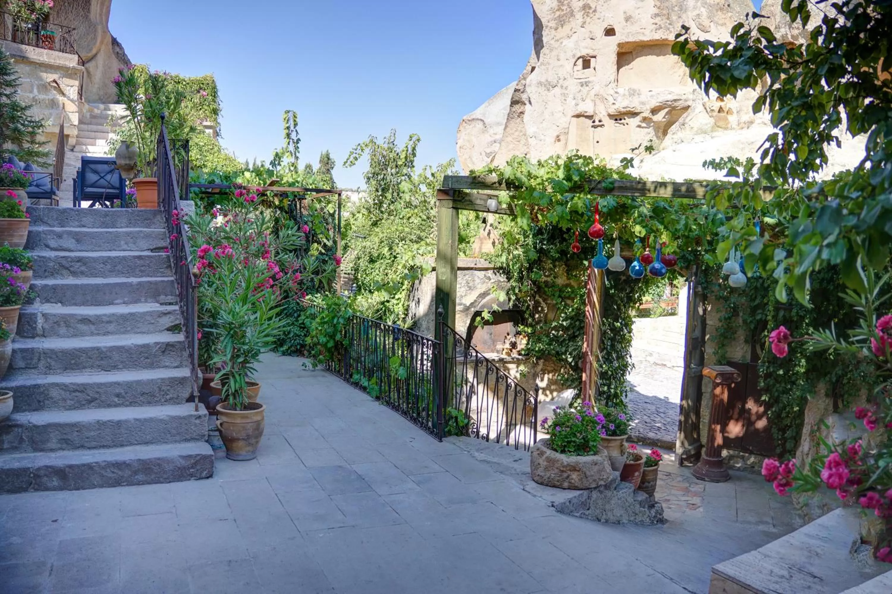 Day in Amber Cave Suites