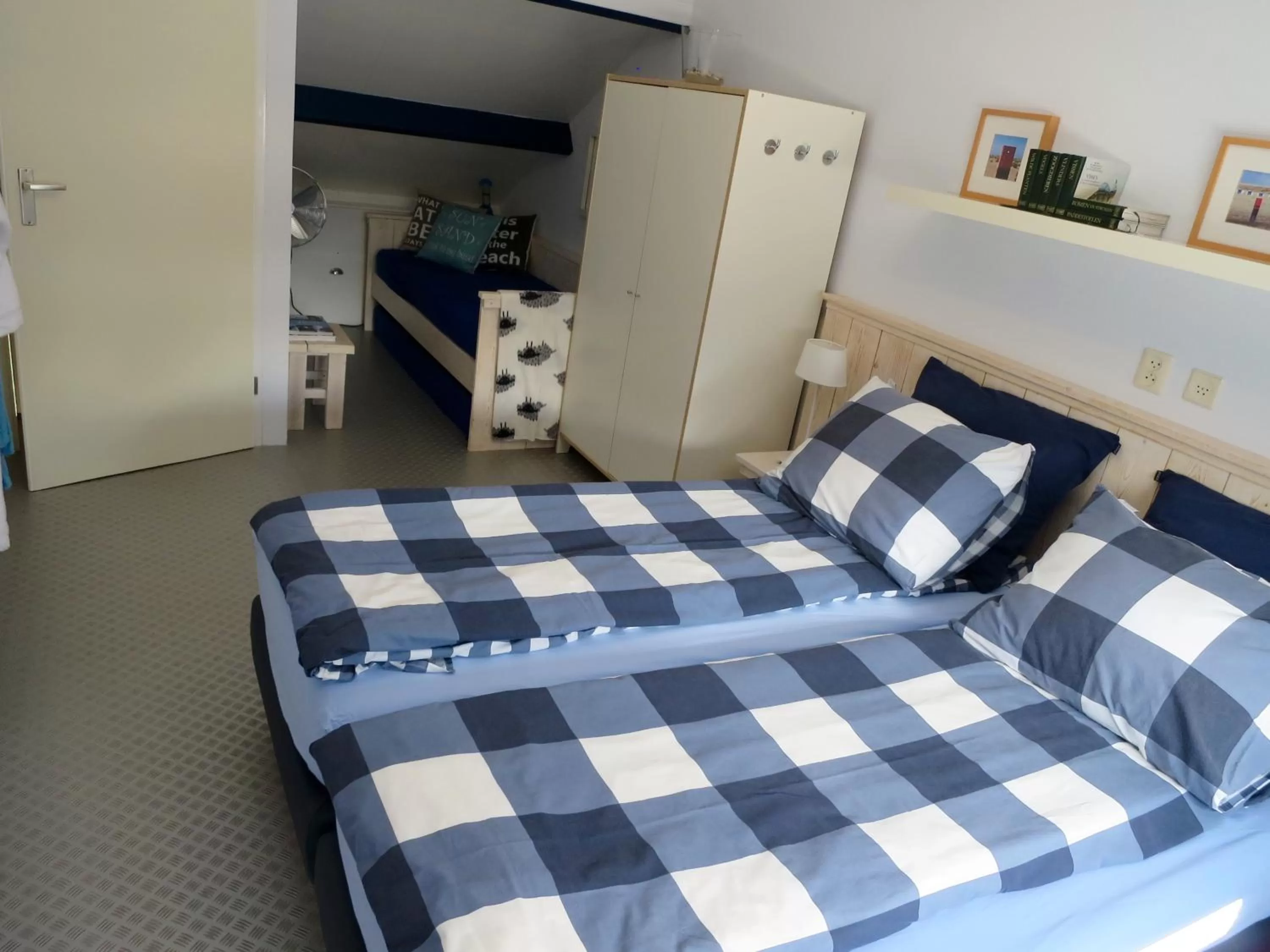 Bedroom, Bed in B&B Vloedlijn Texel