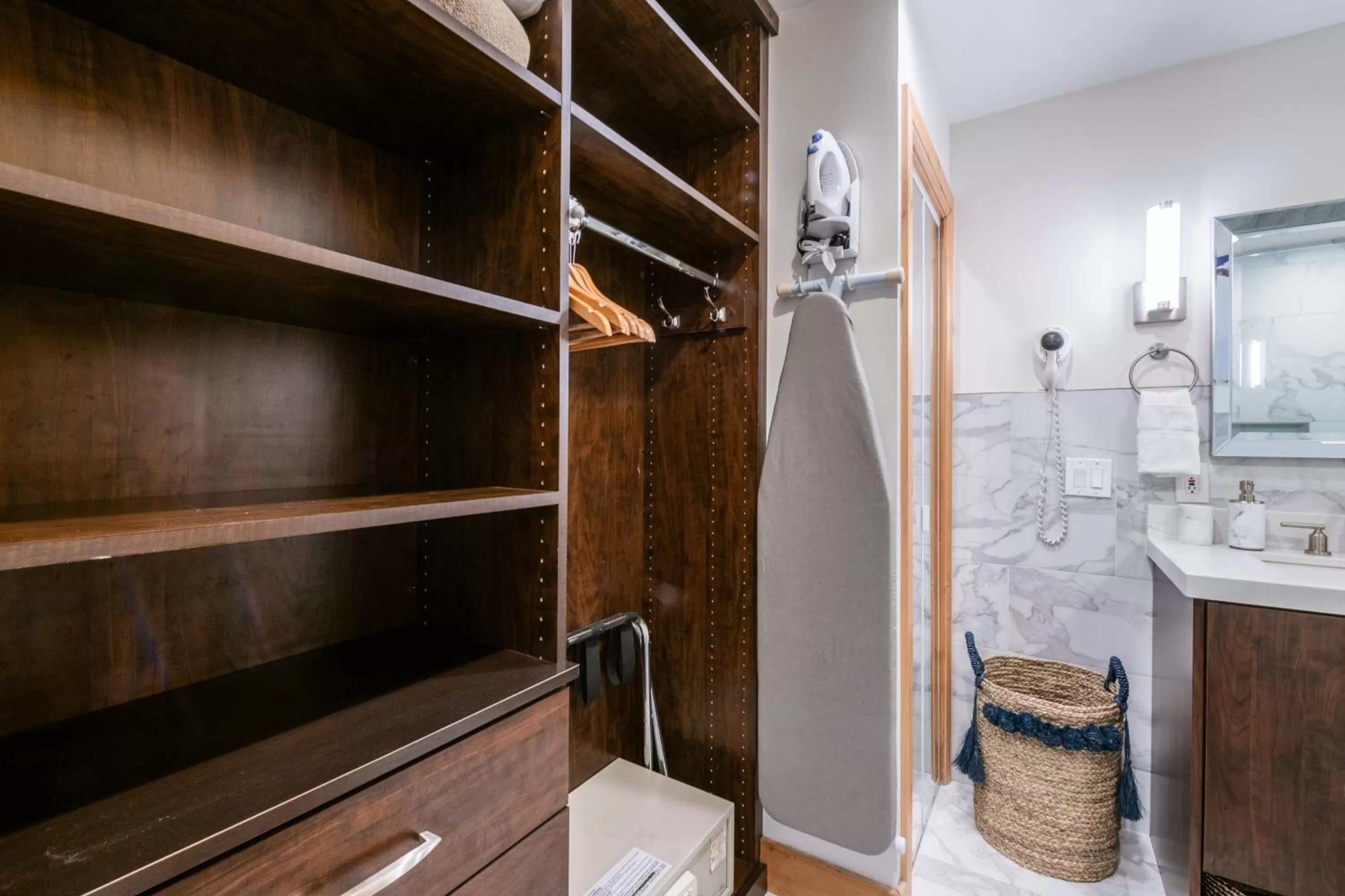 Treasure Mountain Inn