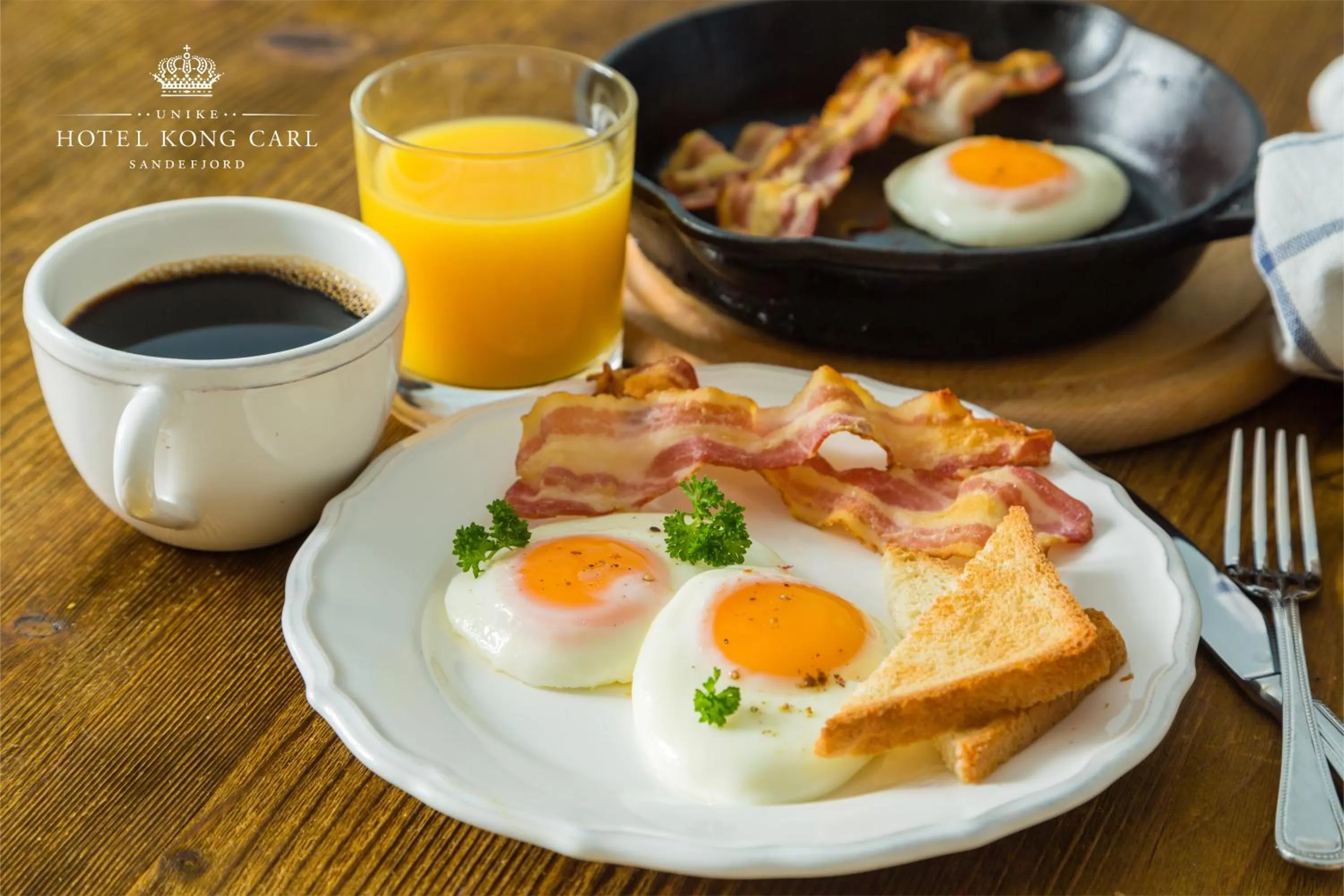 Breakfast in Hotel Kong Carl - Unike Hoteller