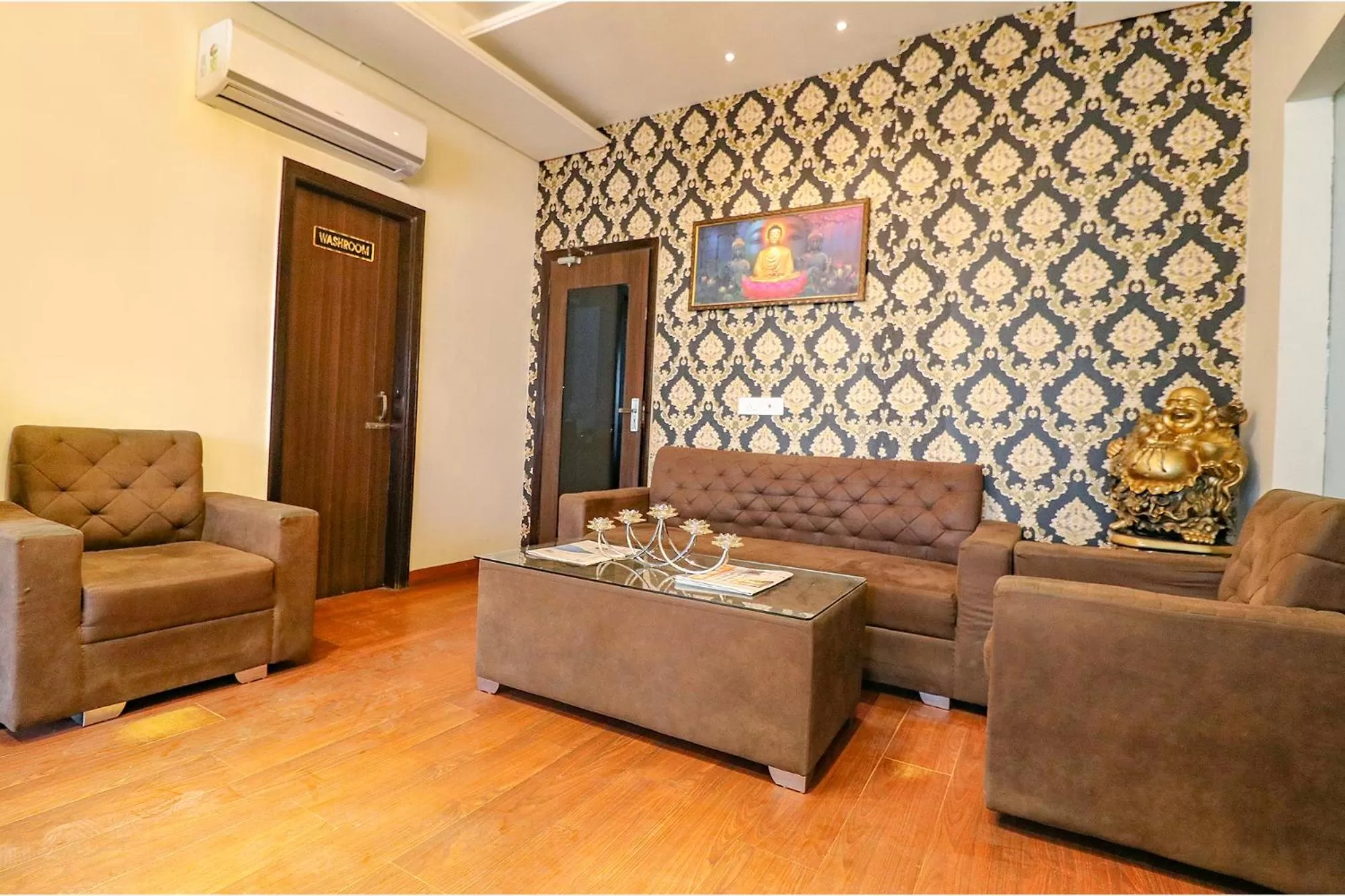 Seating area in FabHotel K9