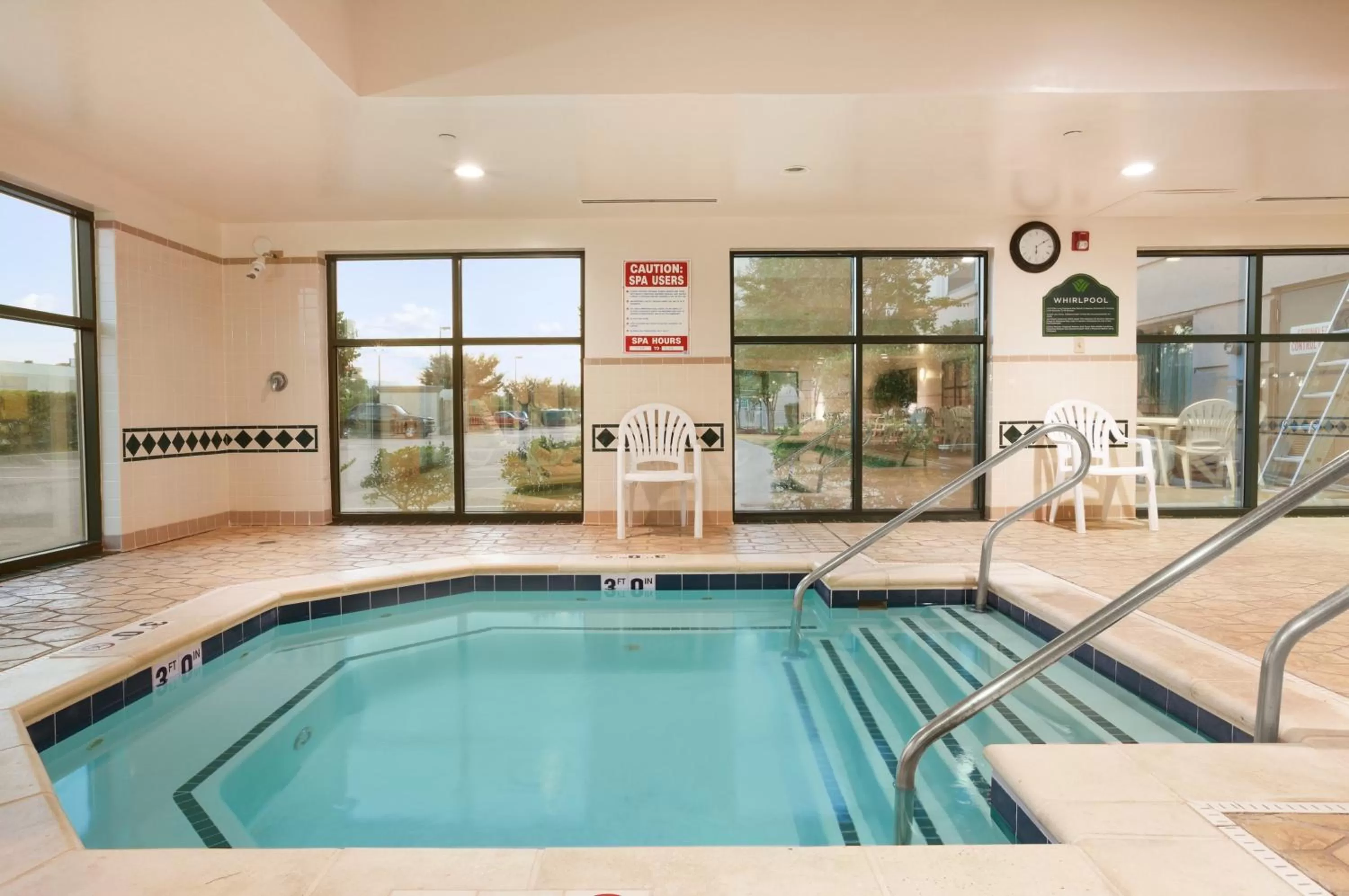 Swimming pool in Wingate by Wyndham Chesapeake
