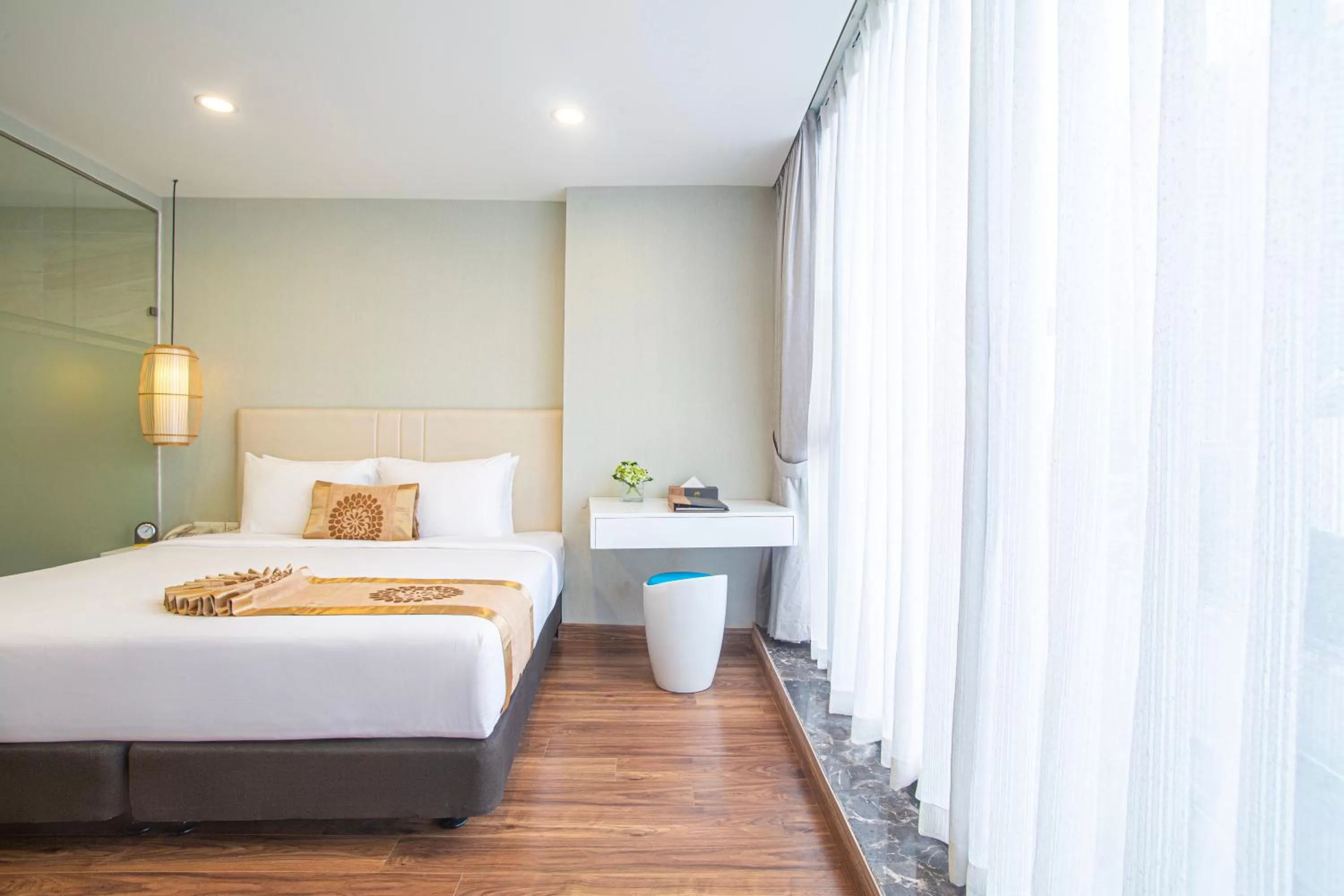 Photo of the whole room, Bed in Bridge Lakeside Room For Rent Hanoi