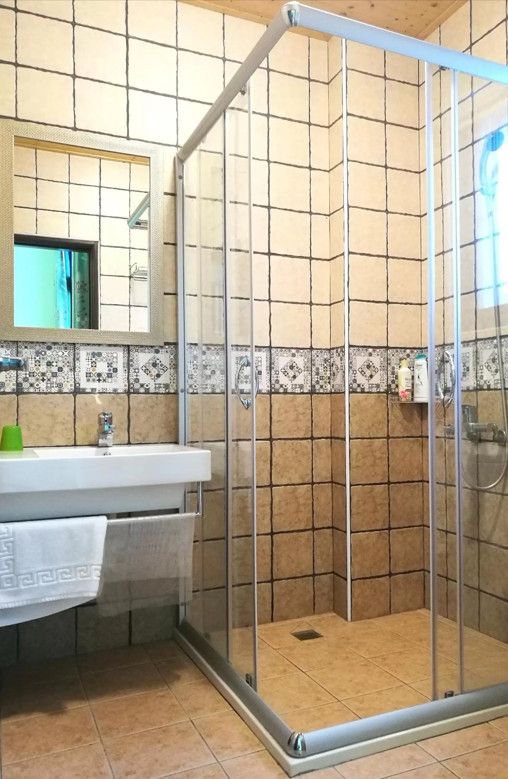 Shower, Bathroom in Love Ocean & Happy Bay HomeStay