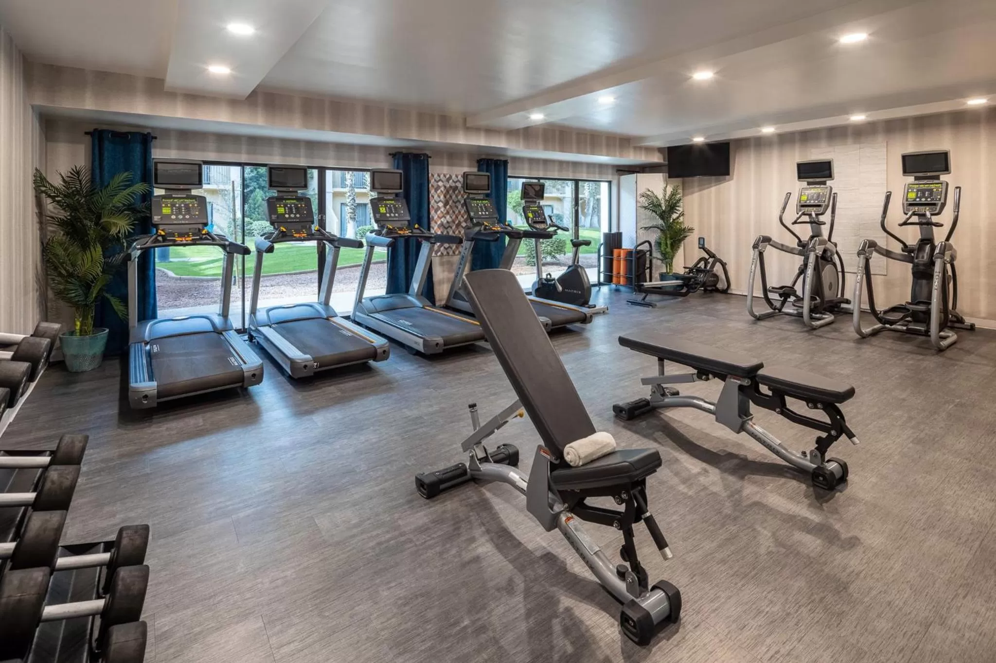 Fitness centre/facilities in Crowne Plaza Phoenix - Chandler Golf Resort by IHG