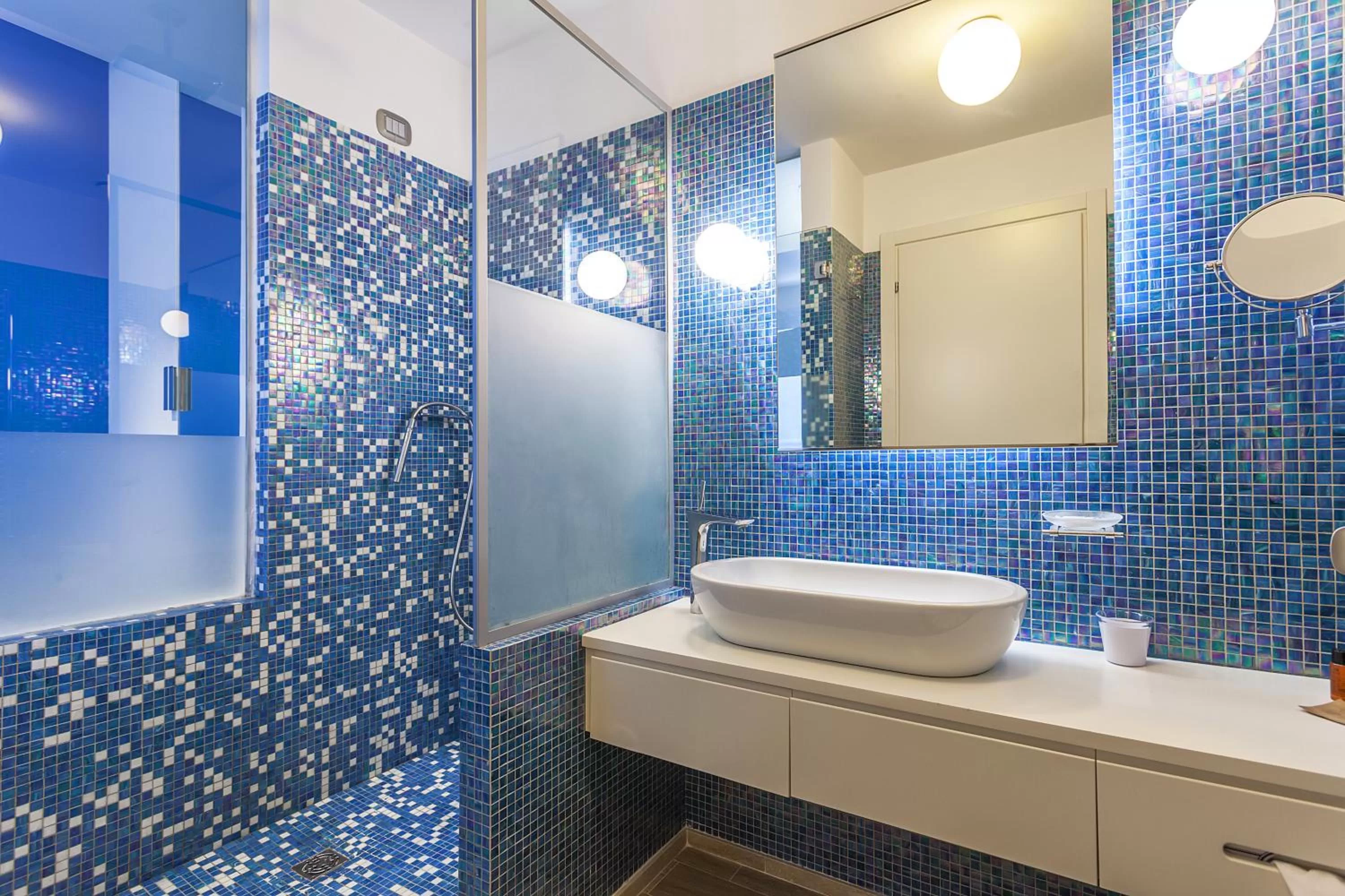 Bathroom in JC Hotel