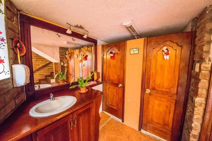 Bathroom in Hotel Donde Ivan