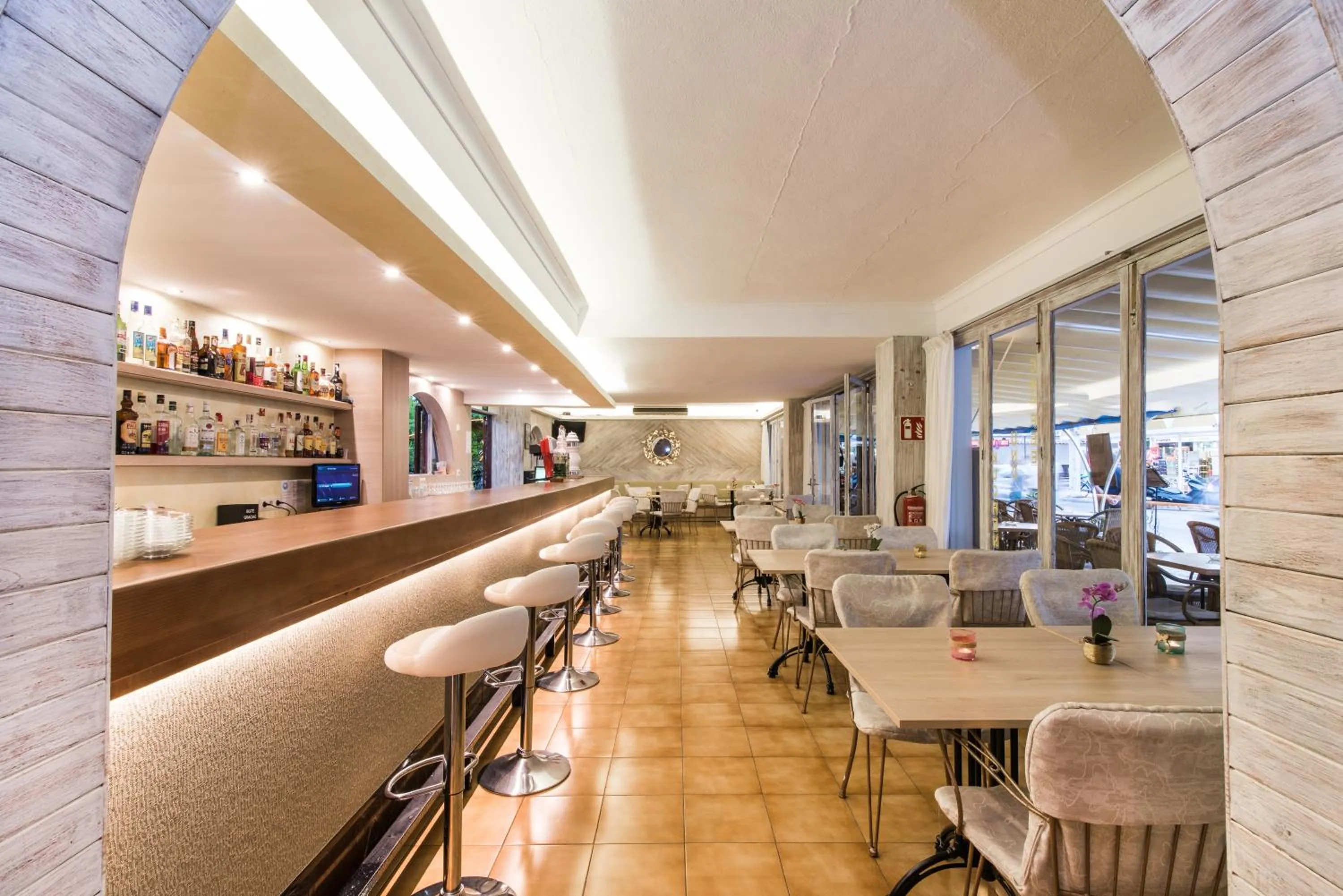 Restaurant/places to eat in Hotel Baviera