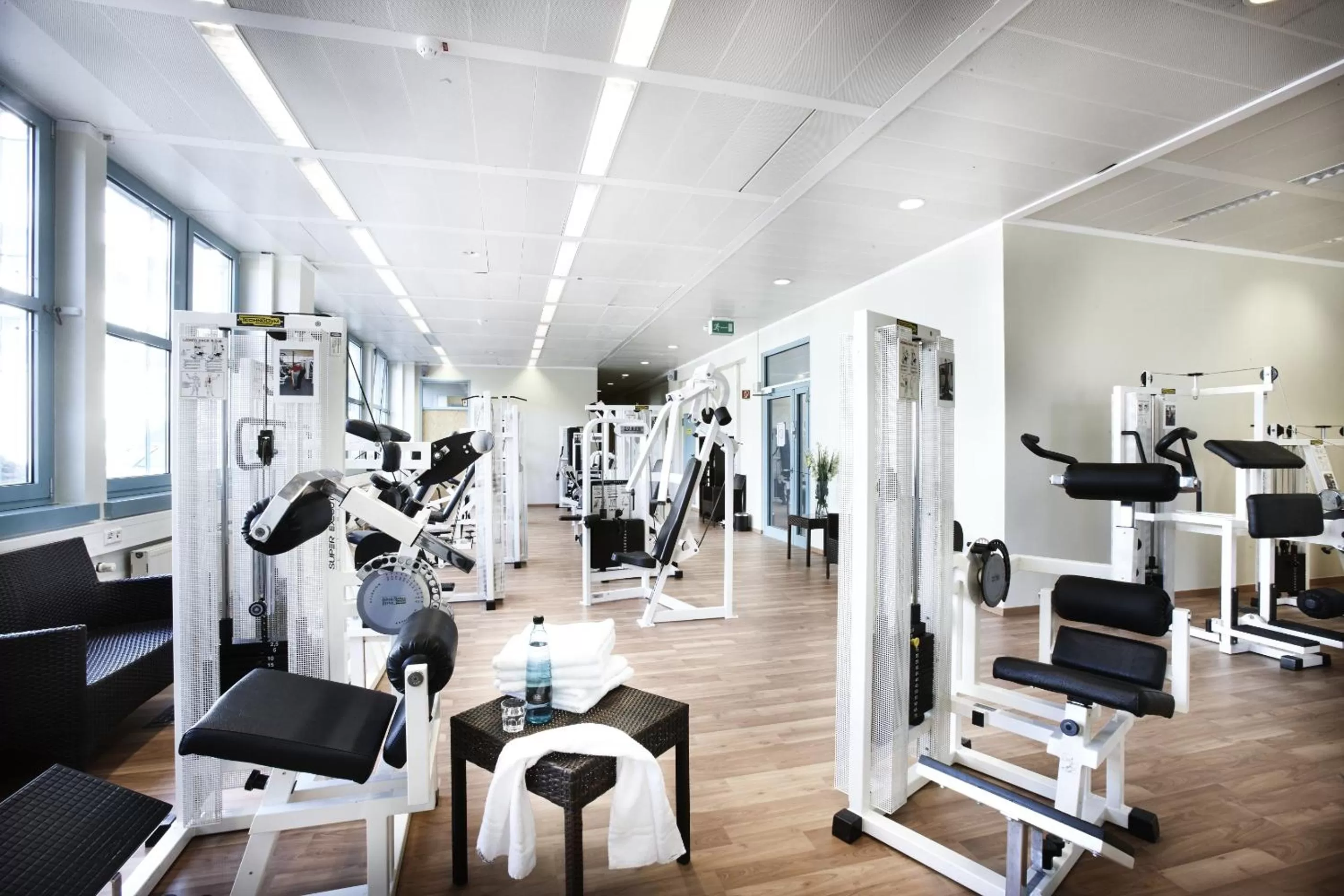 Fitness centre/facilities in Hotel Kiel by Golden Tulip