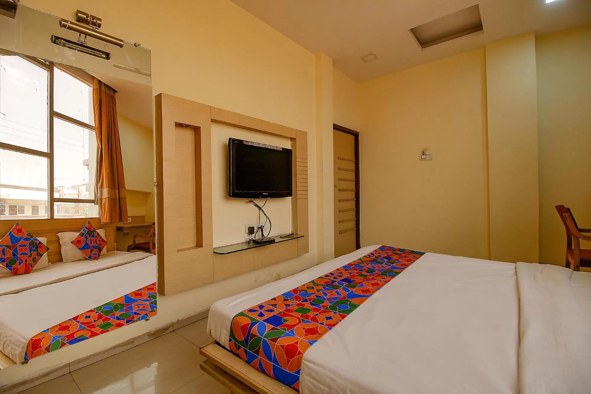 TV and multimedia, Bed in FabExpress Maanpreet