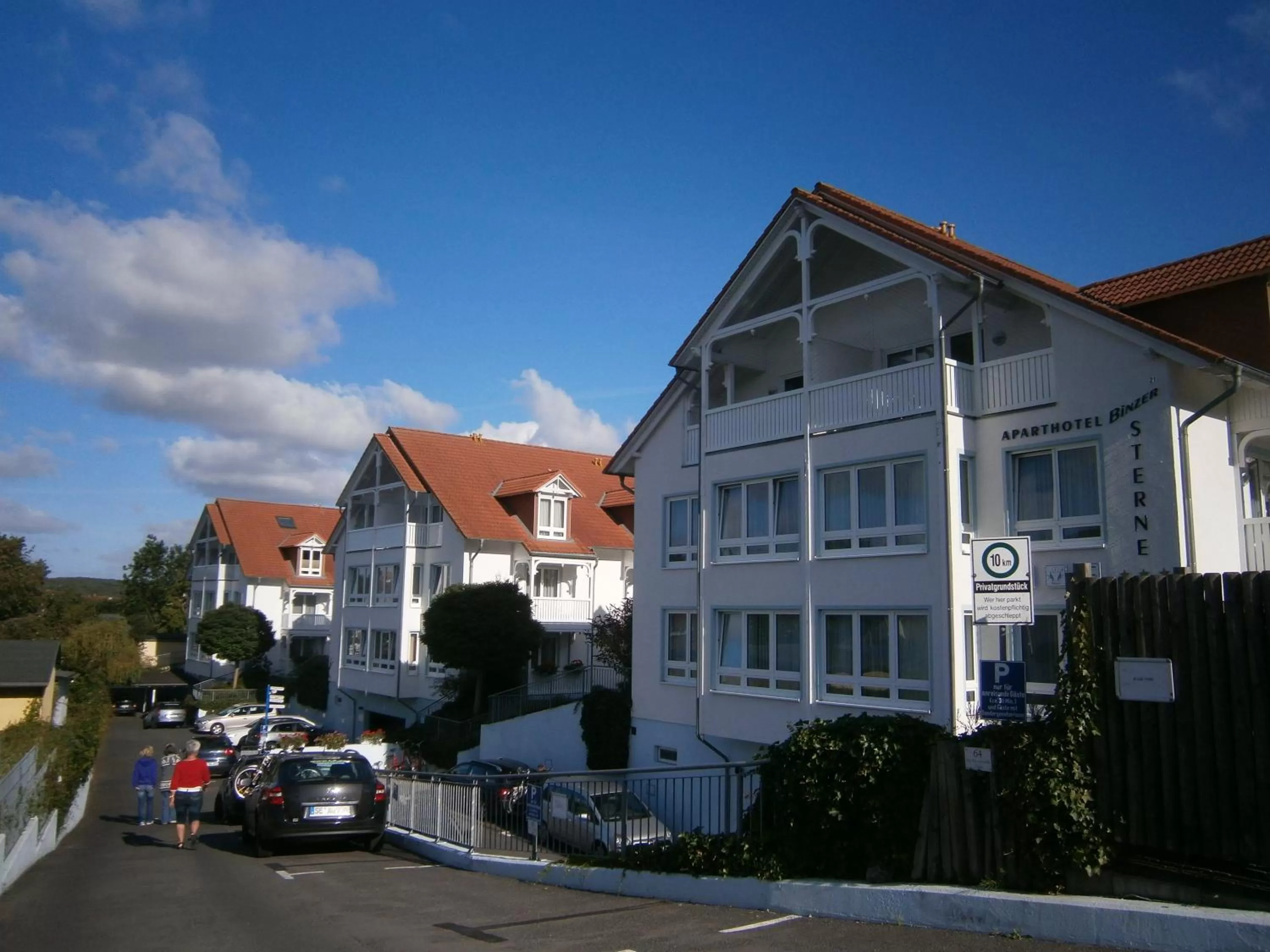 Facade/entrance, Property Building in Apartmenthaus Binzer Sterne