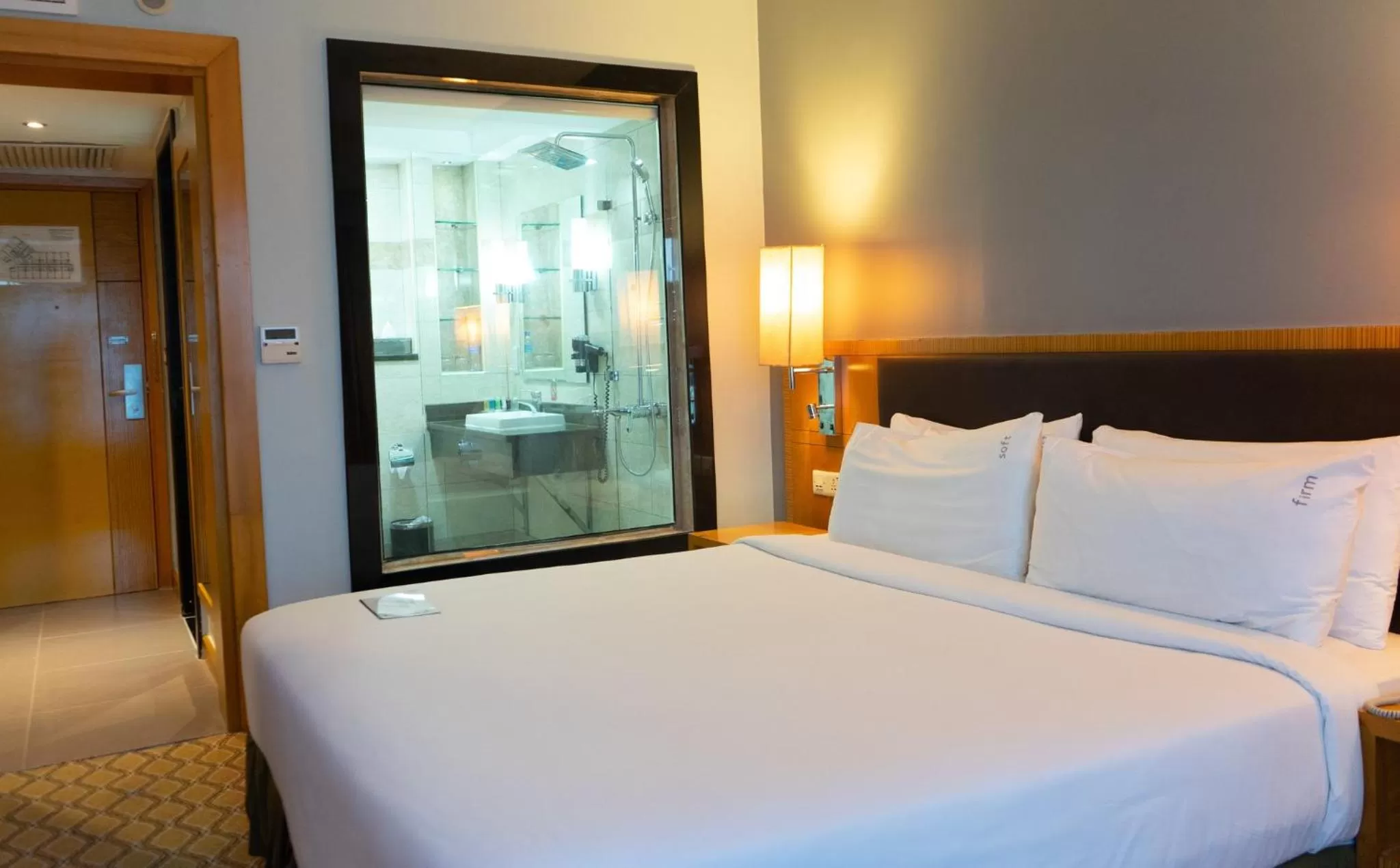 Photo of the whole room, Bed in Holiday Inn Dar Es Salaam by IHG