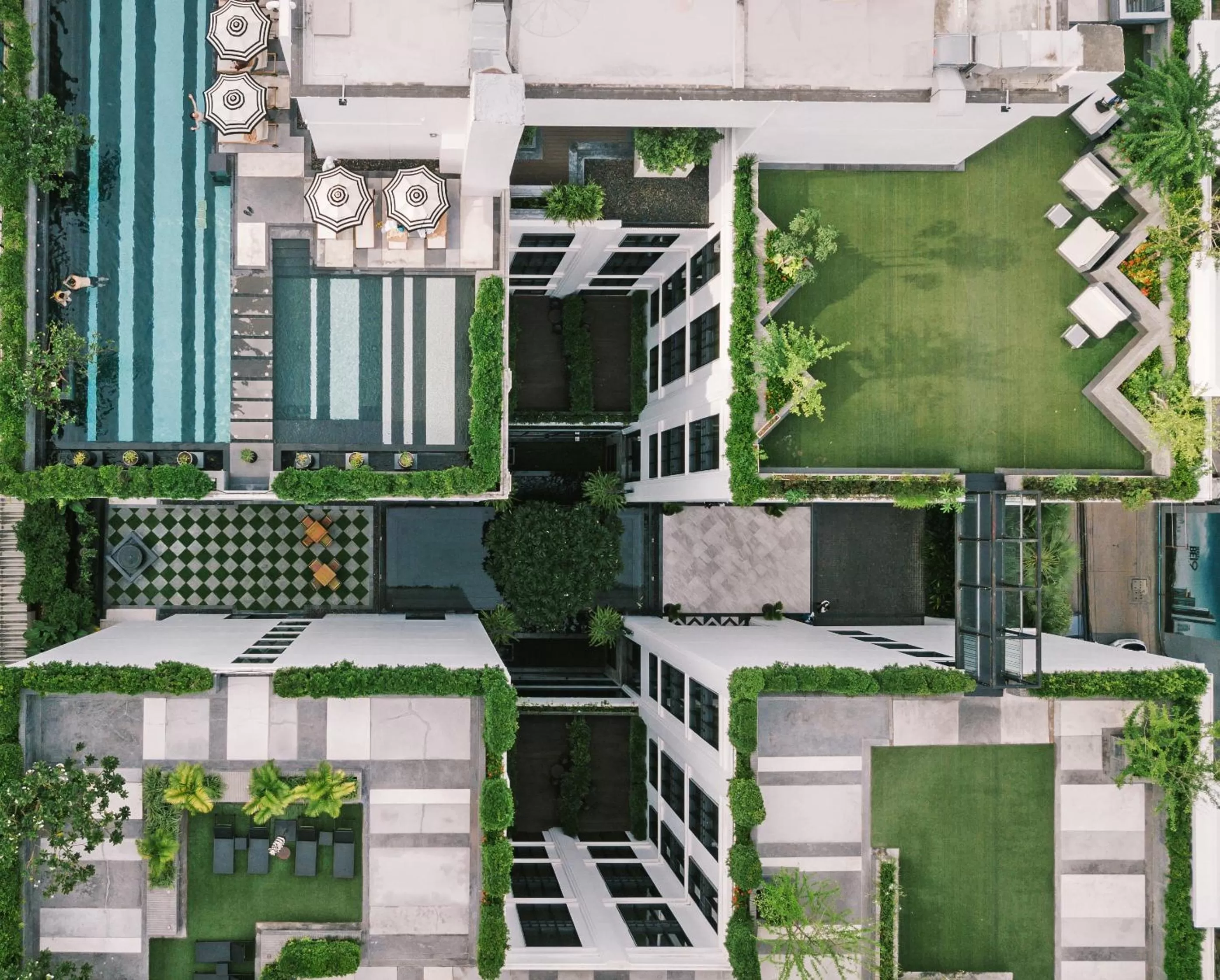 Property building in Mövenpick Hotel Sukhumvit 15 Bangkok