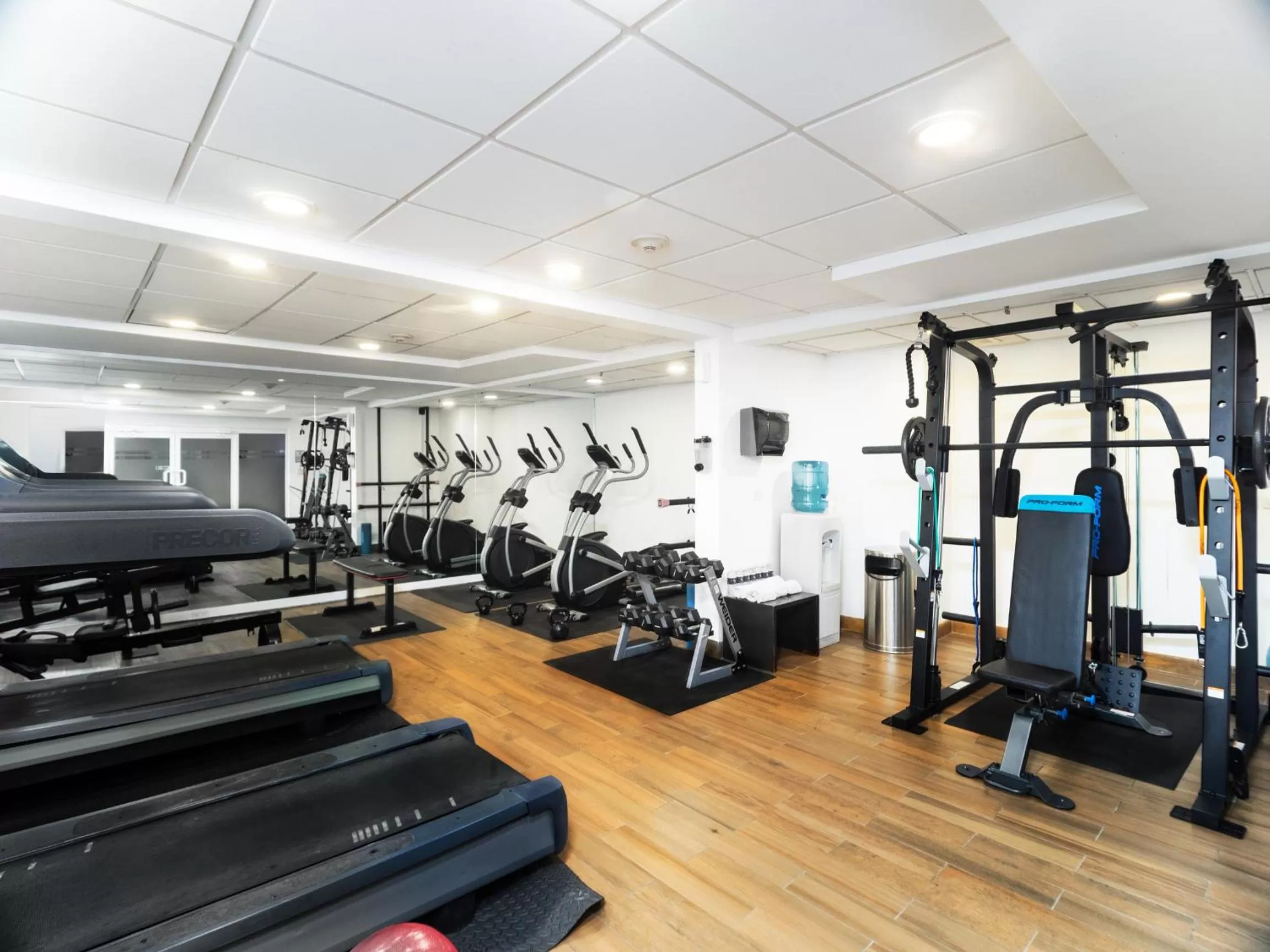 Fitness centre/facilities, Fitness Center/Facilities in Hotel Mesaluna Near American Consulate