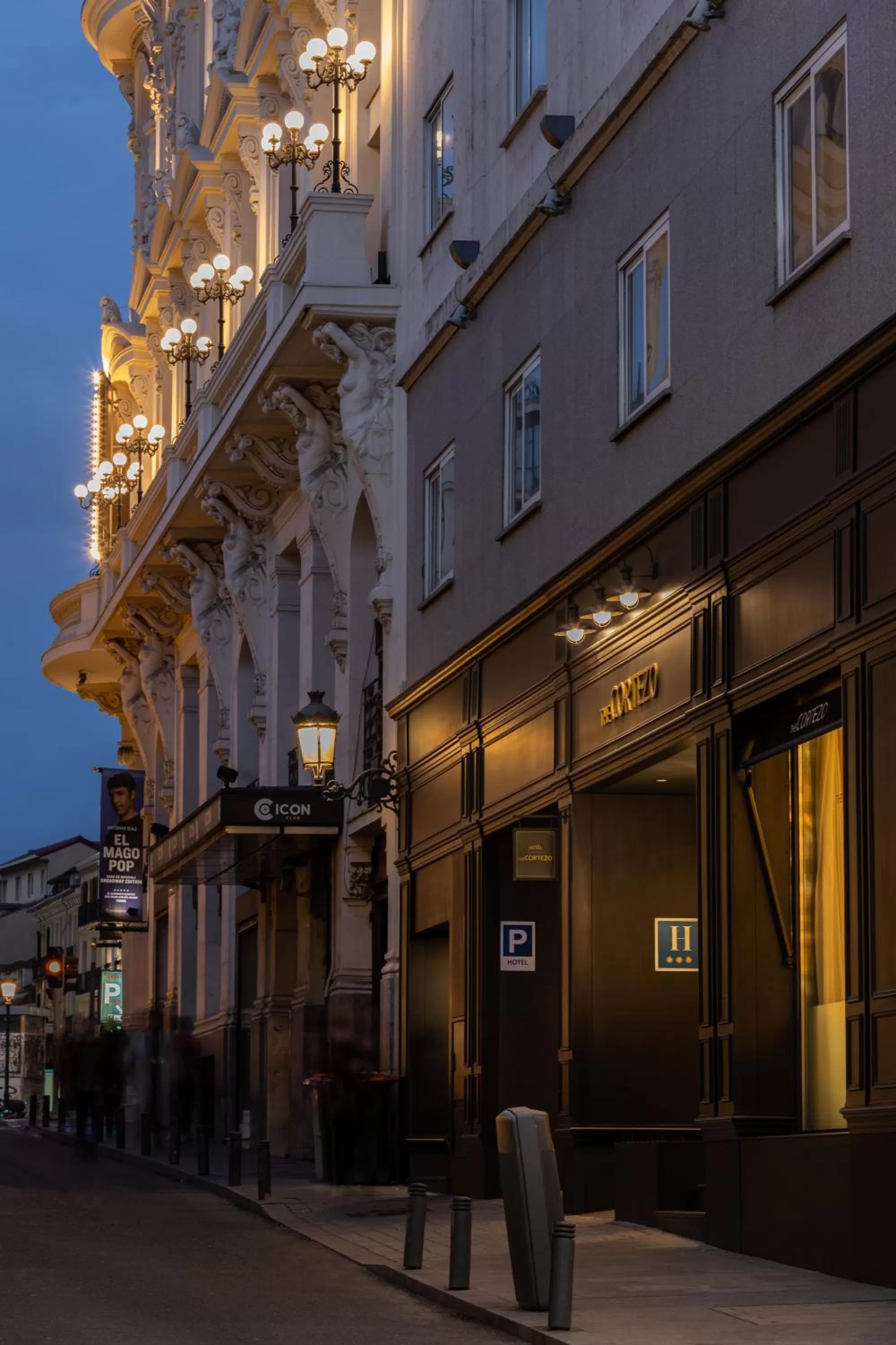 Facade/entrance in Hotel Cortezo
