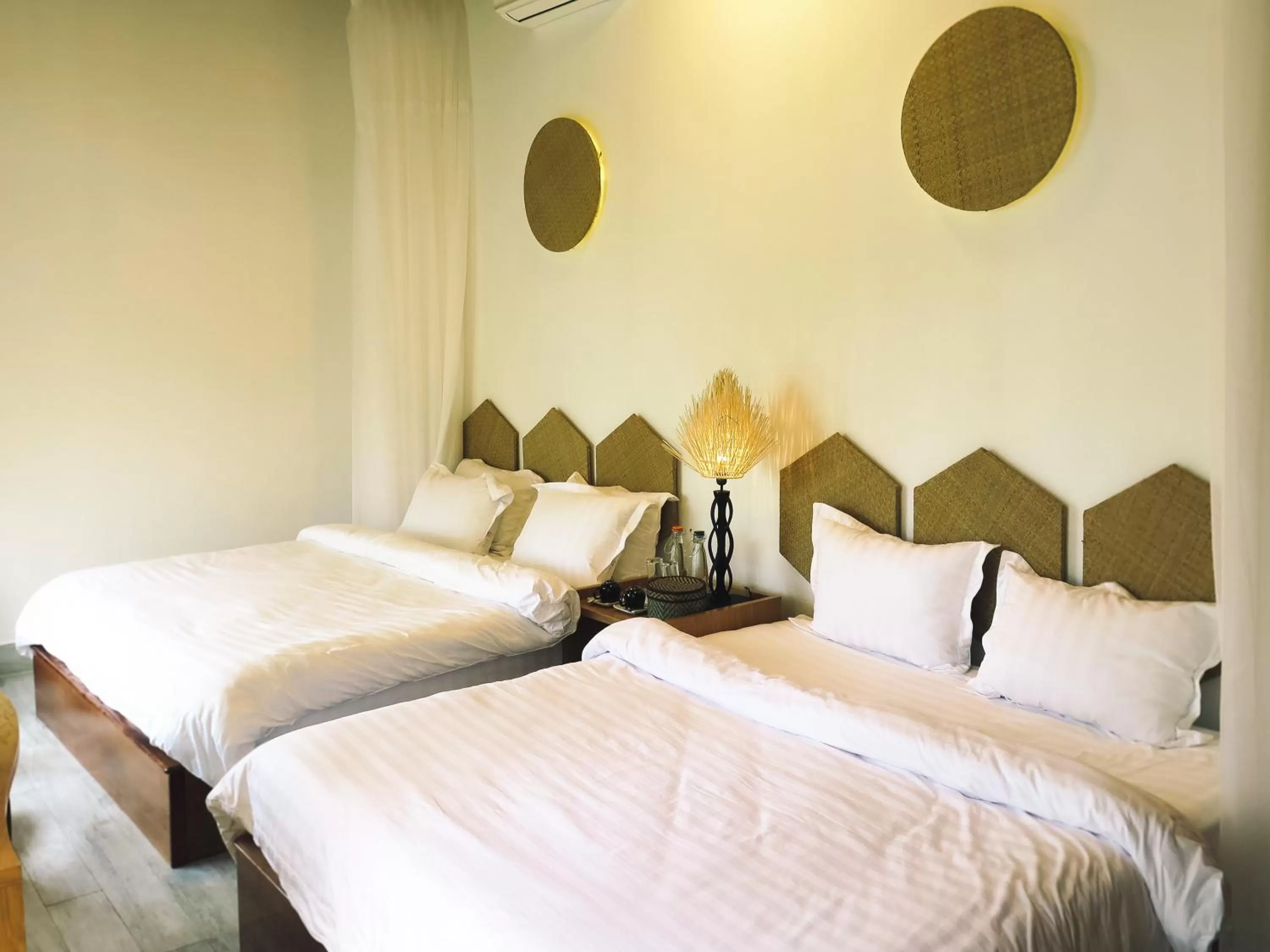 Bedroom, Bed in Binh Minh Eco Lodge