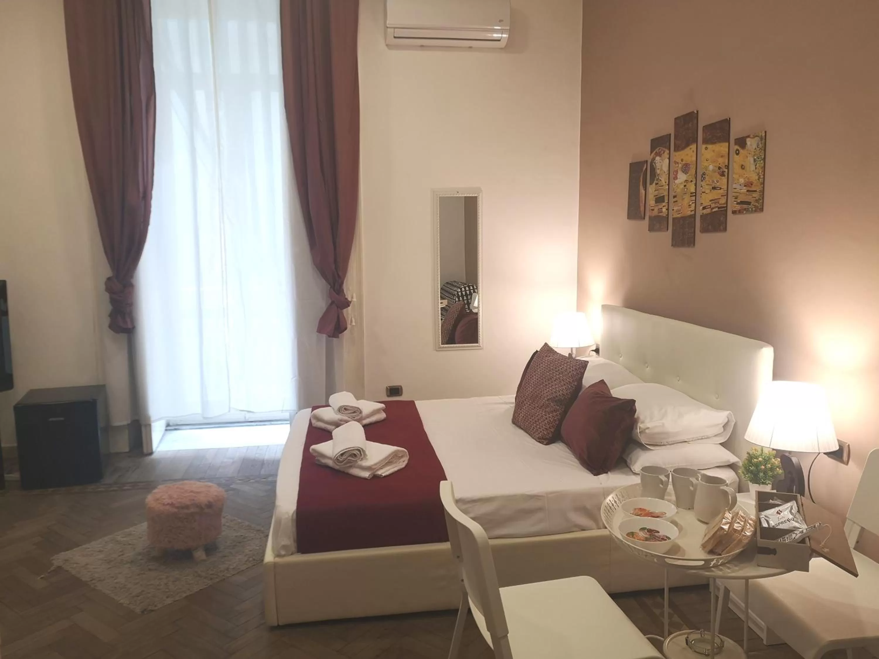 Bed in Domus Luigi Leone II