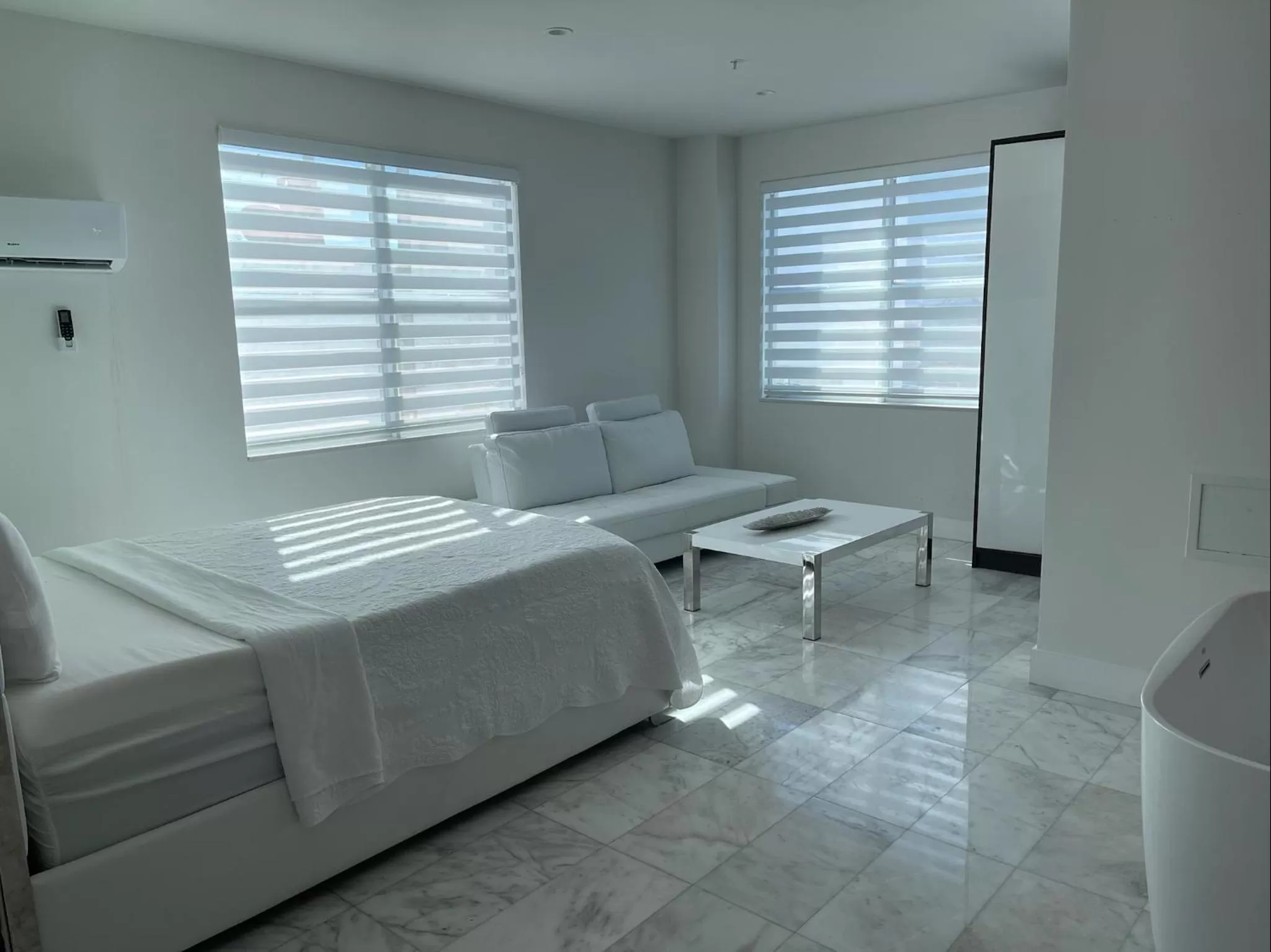 Bed, Seating Area in Sea Breeze