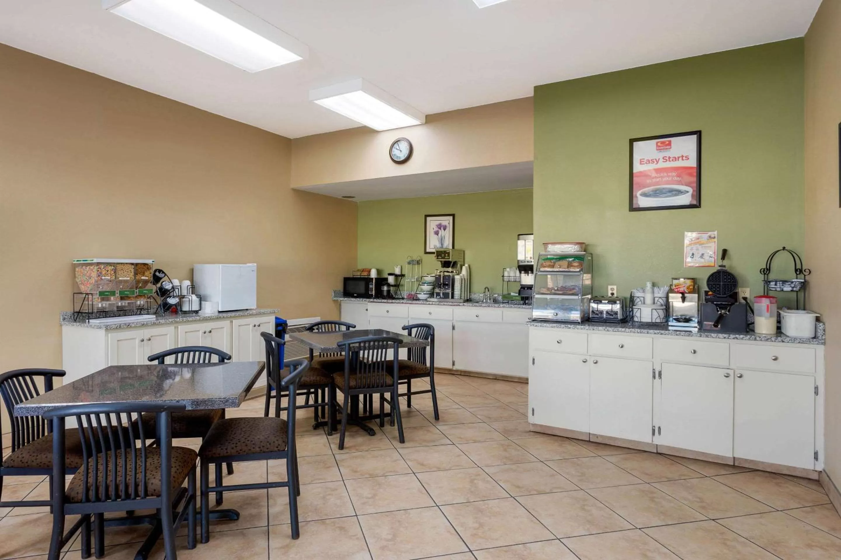 Restaurant/places to eat in Econo Lodge Belton - Kansas City South