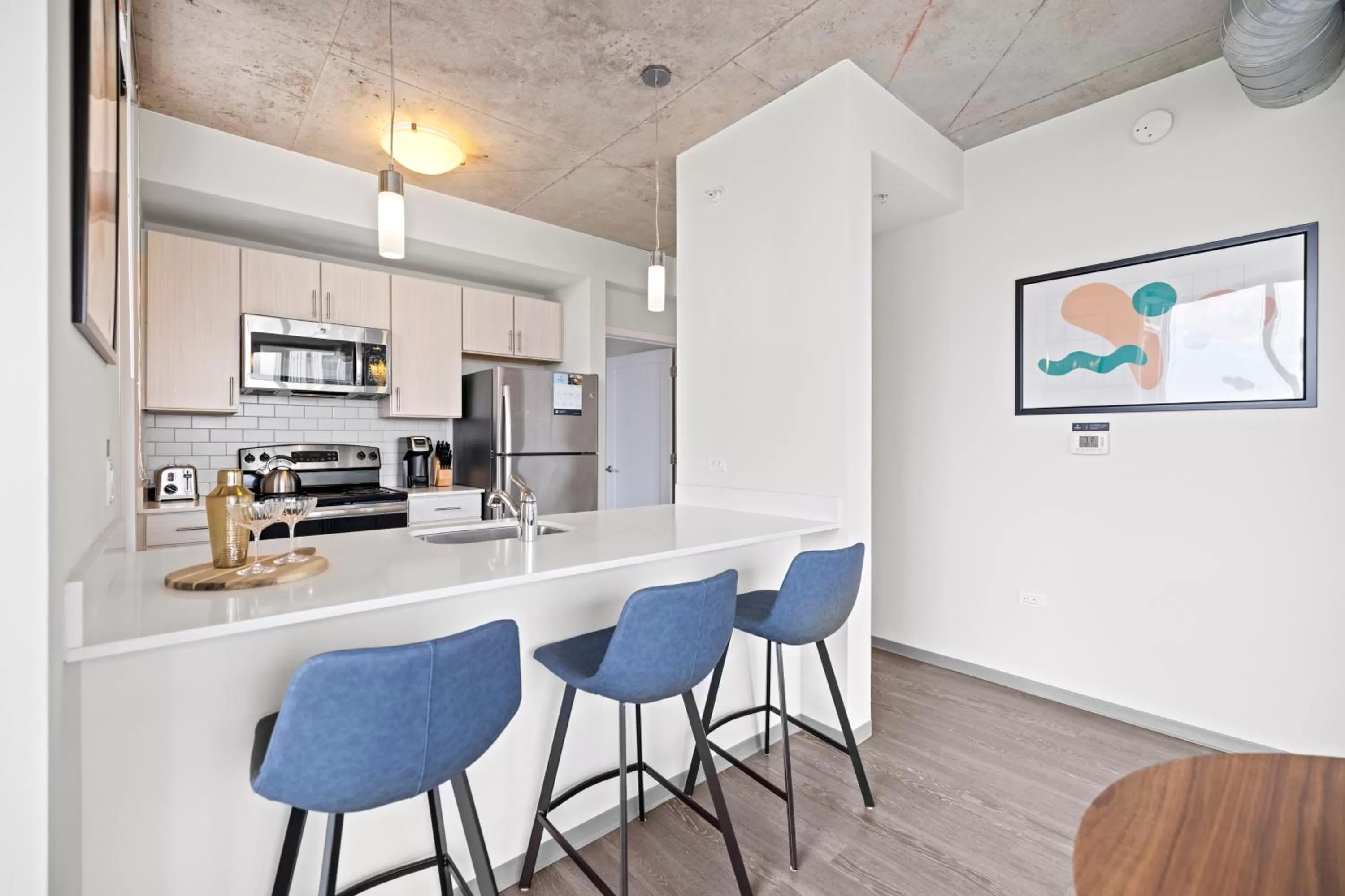 Kitchen or kitchenette in Placemakr Premier SoBro