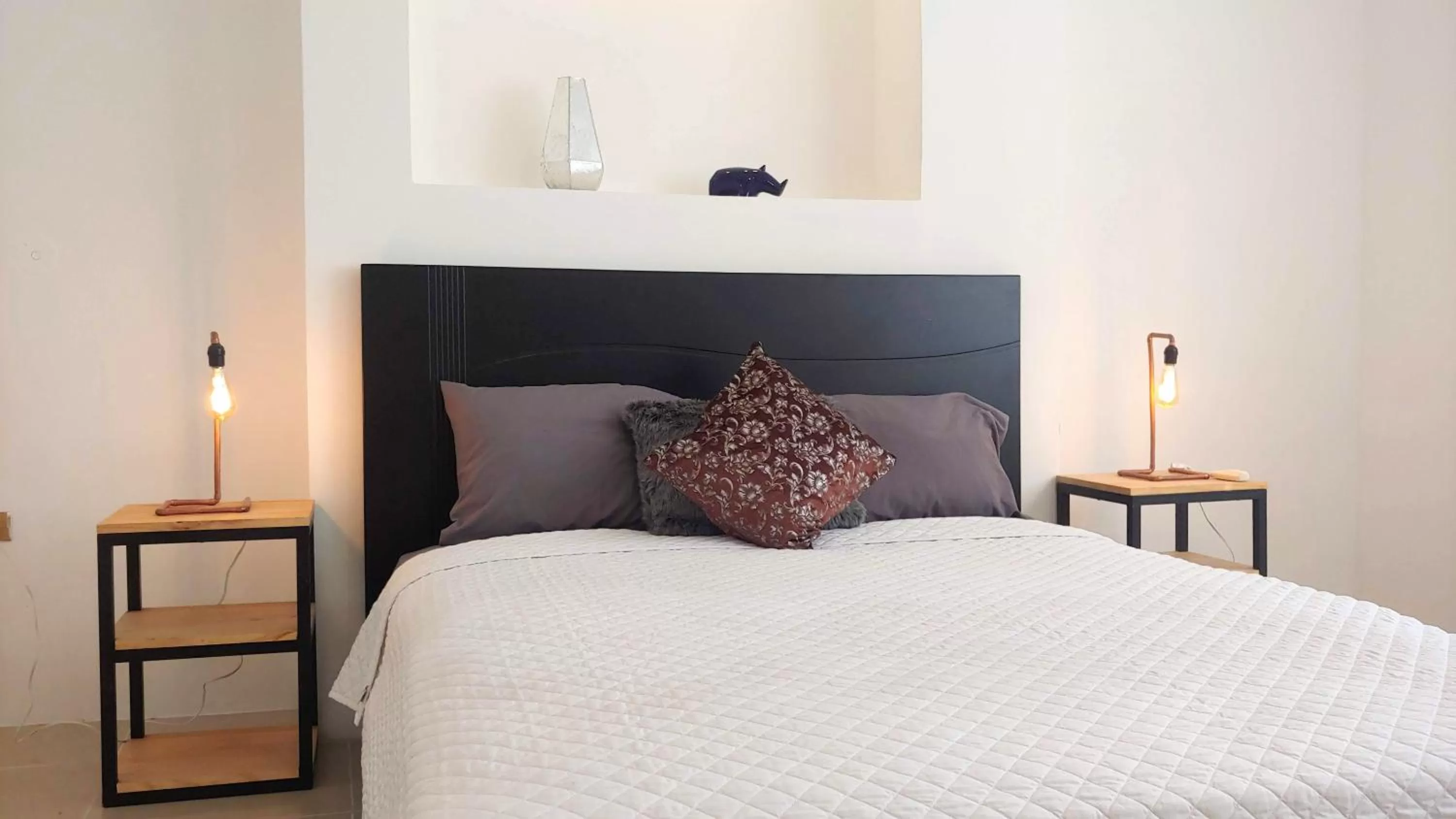 Bed in Pepe's House Guayaquil I Self Check-In MicroHotel