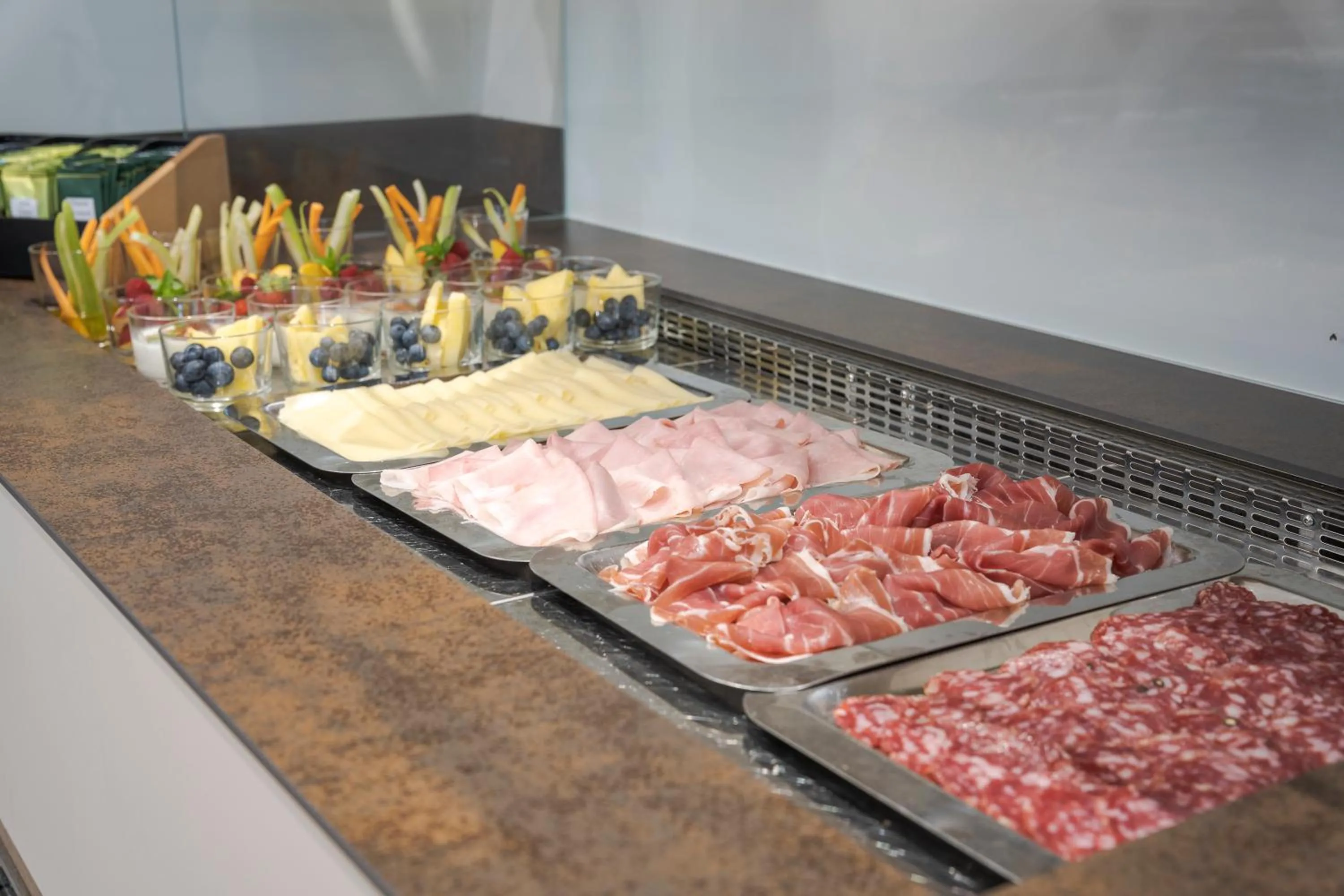 Breakfast in Hotel Vinci