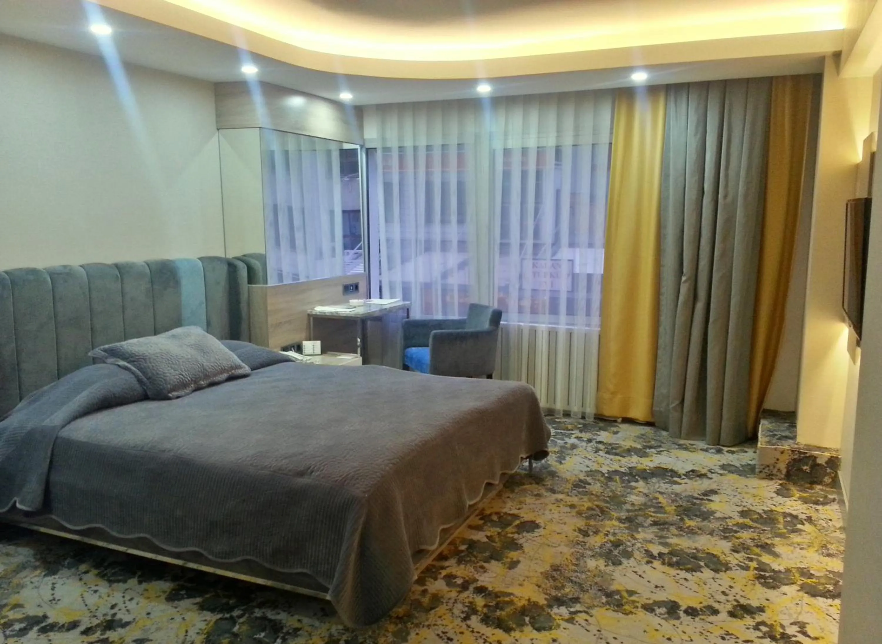 Photo of the whole room in Hotel Marla