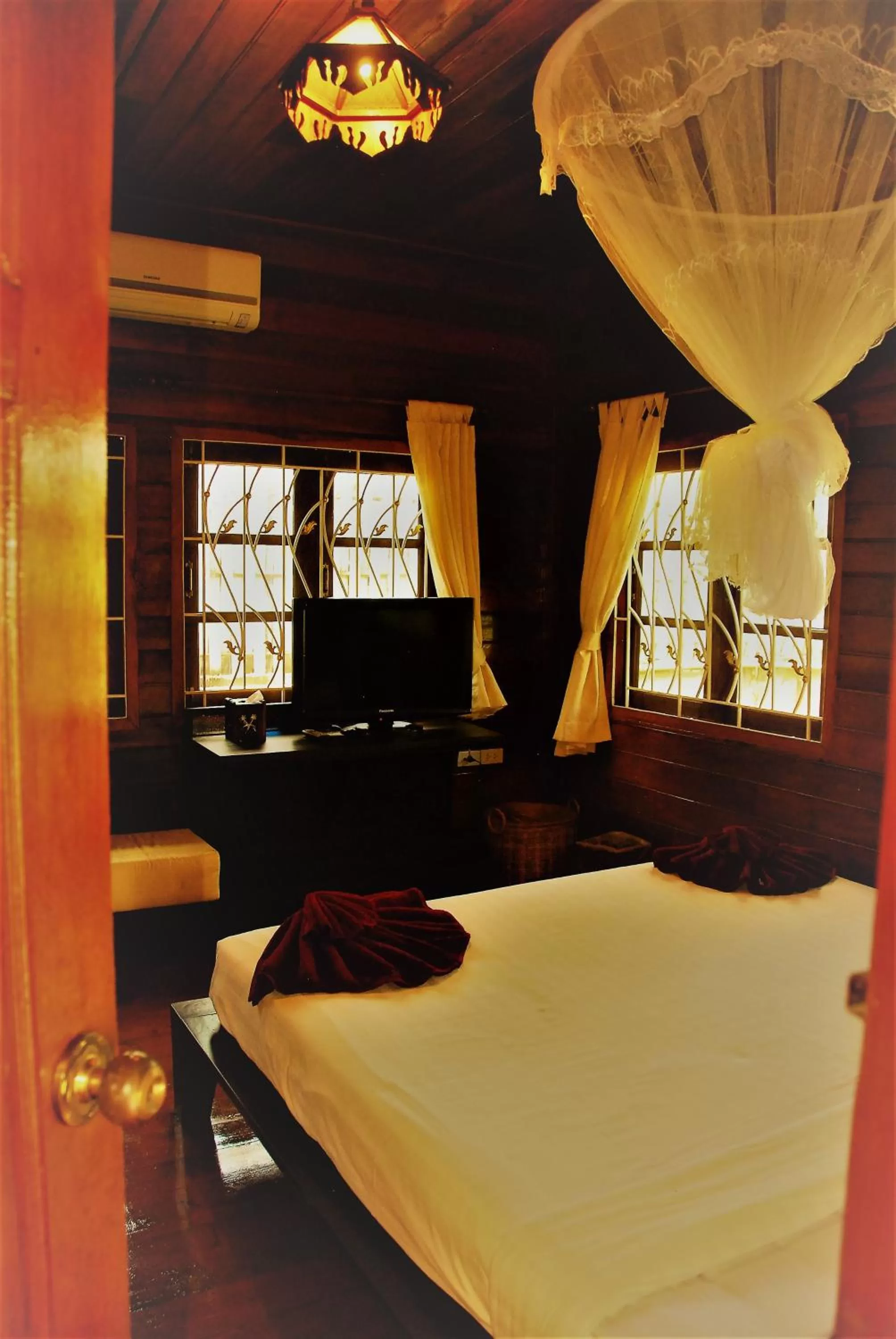 Bedroom, Bed in Cozy Garden Resort