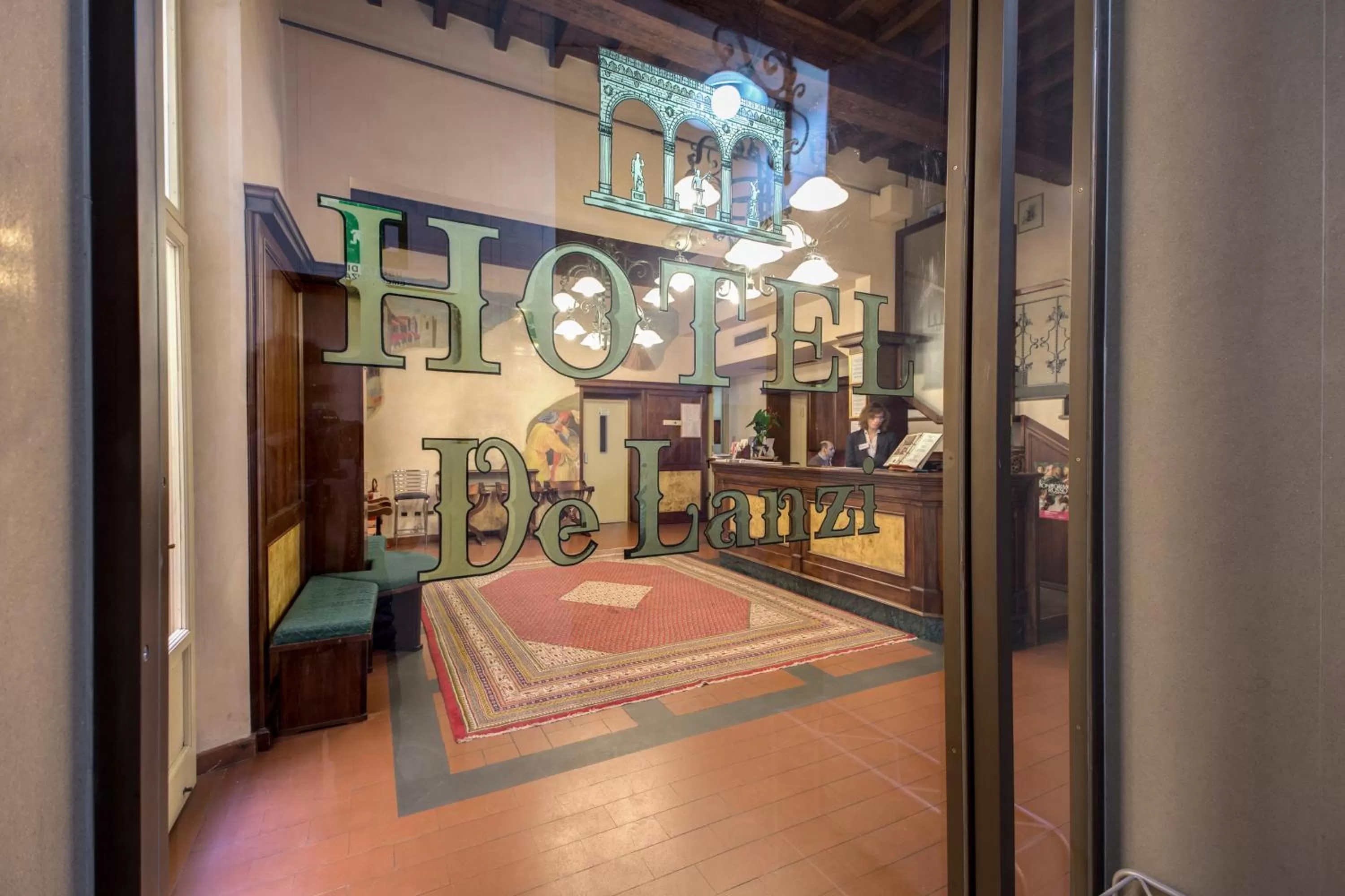 Facade/entrance in Hotel De Lanzi