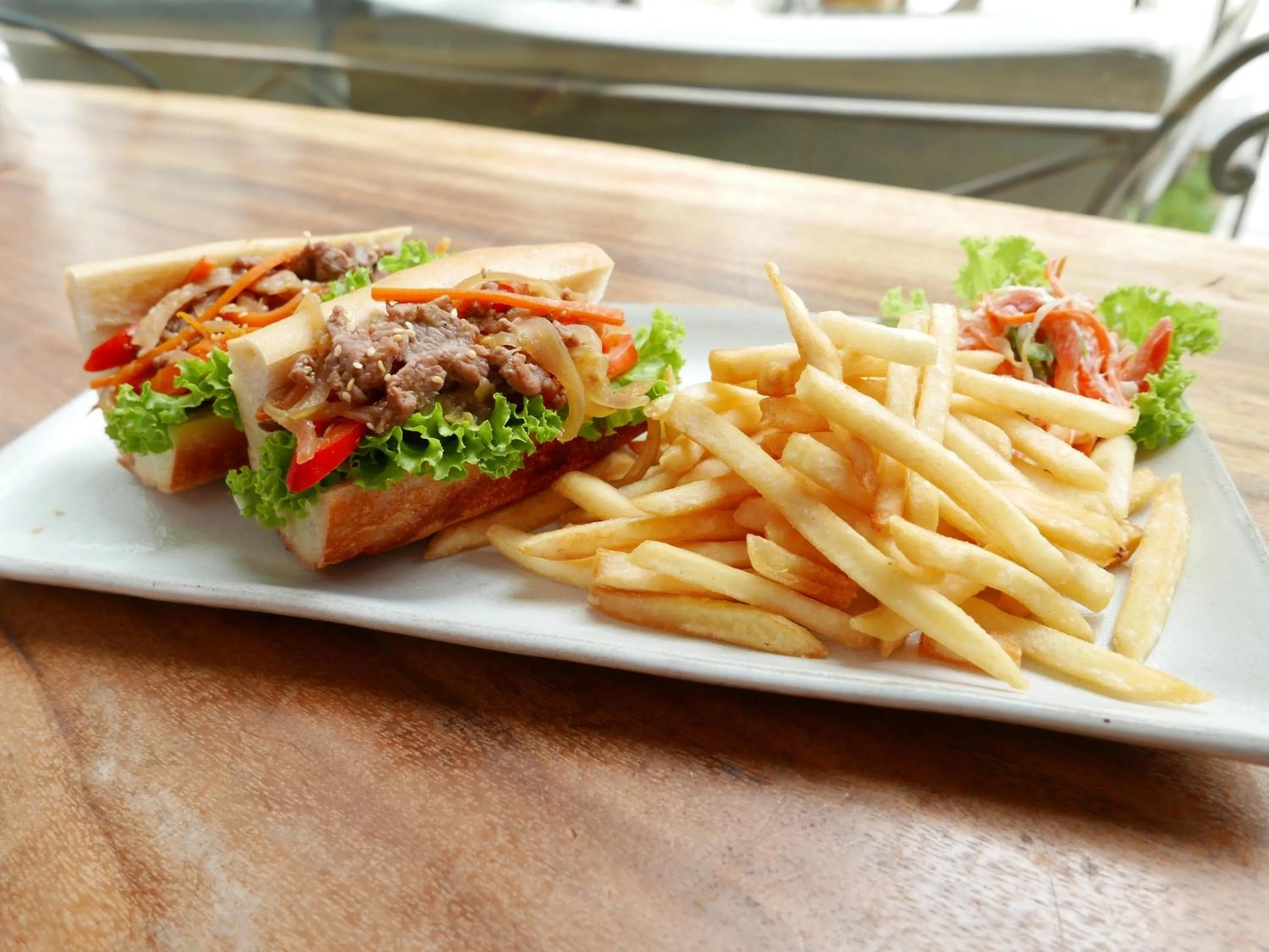 Food in Sarai and Wander Resort