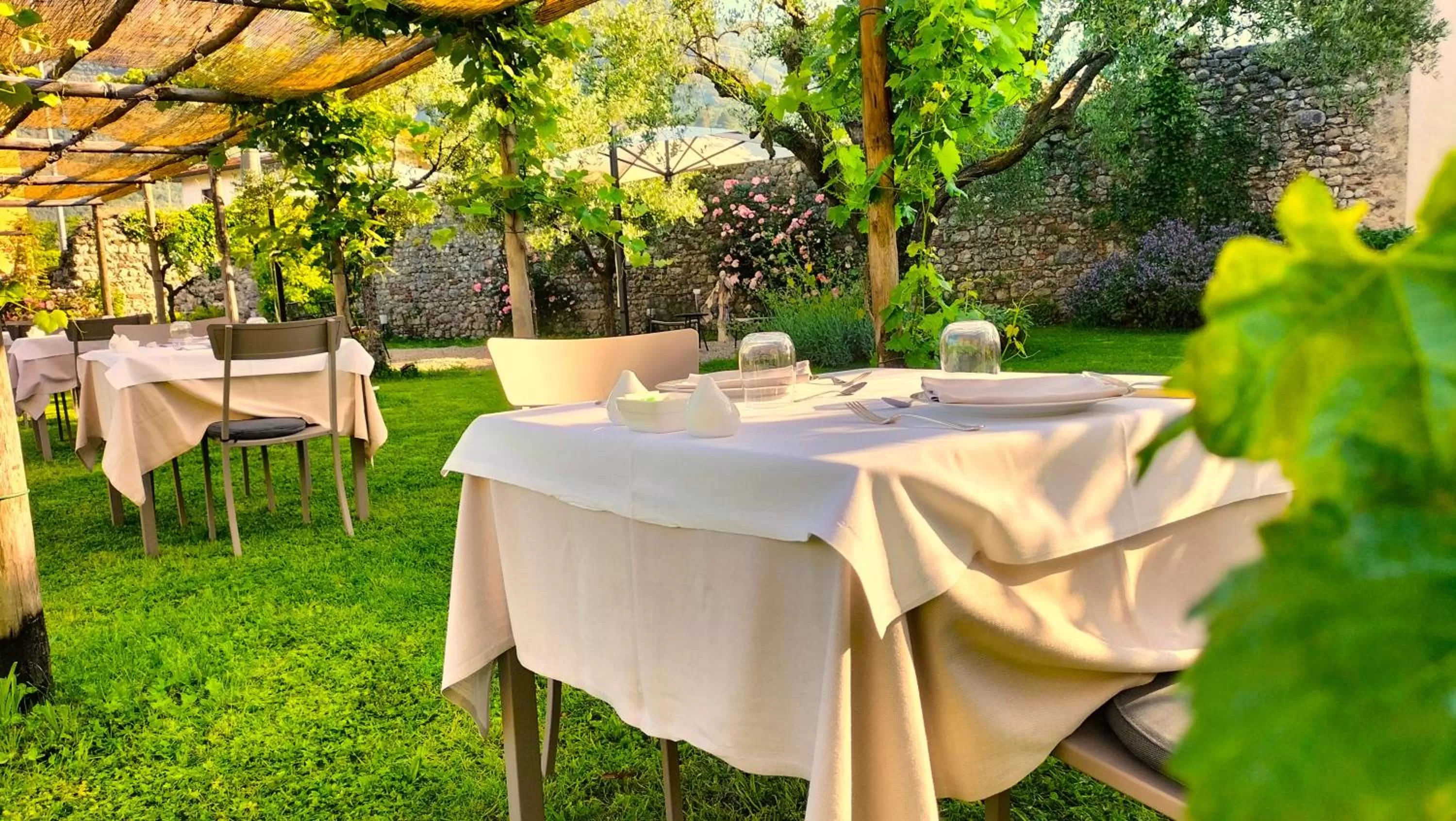Garden in Badia Giulia Prestigious Historical B&B, Camaiore - Adults Only - No Pets