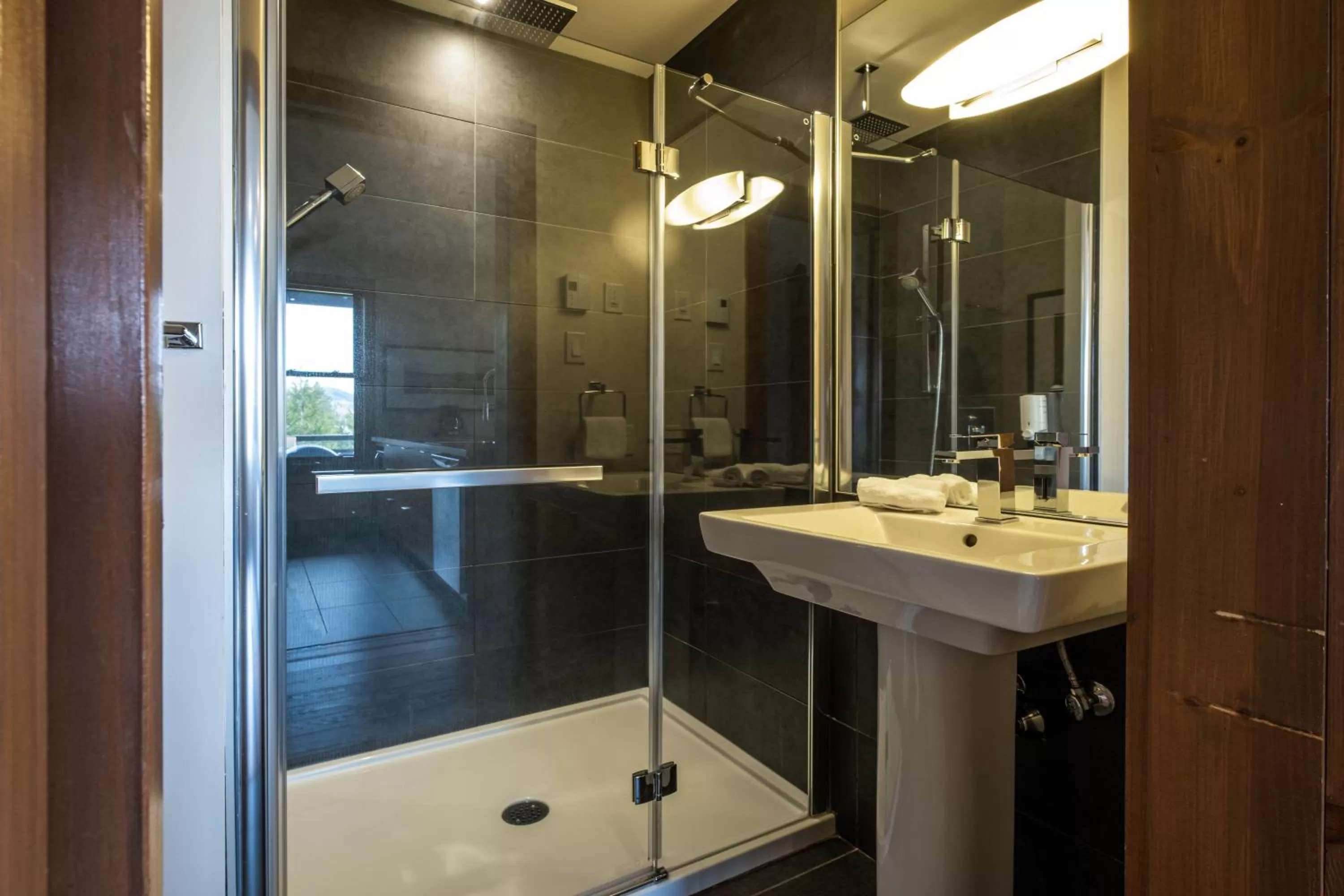 Bathroom in Suites-sur-Lac