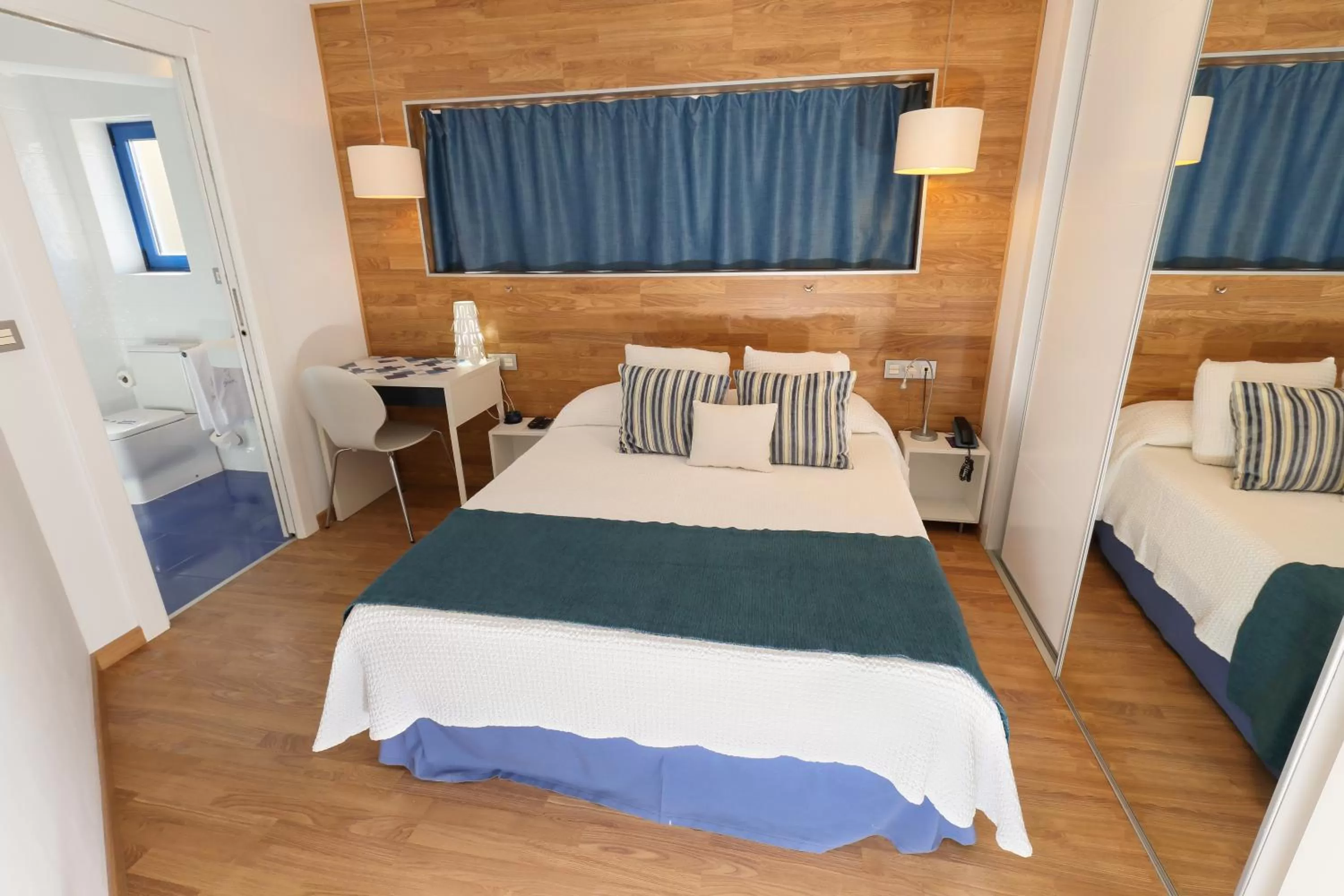 Photo of the whole room, Bed in Hotel Fetiche Alojamiento con Encanto